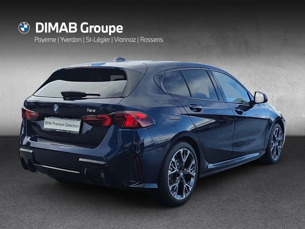 BMW 123 xDrive M Sport Steptronic-image-4