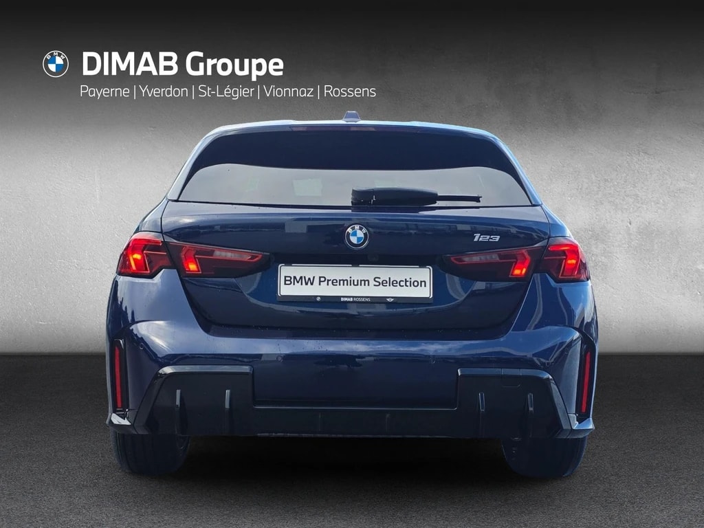 BMW 123 xDrive M Sport Steptronic-showroom-element-3