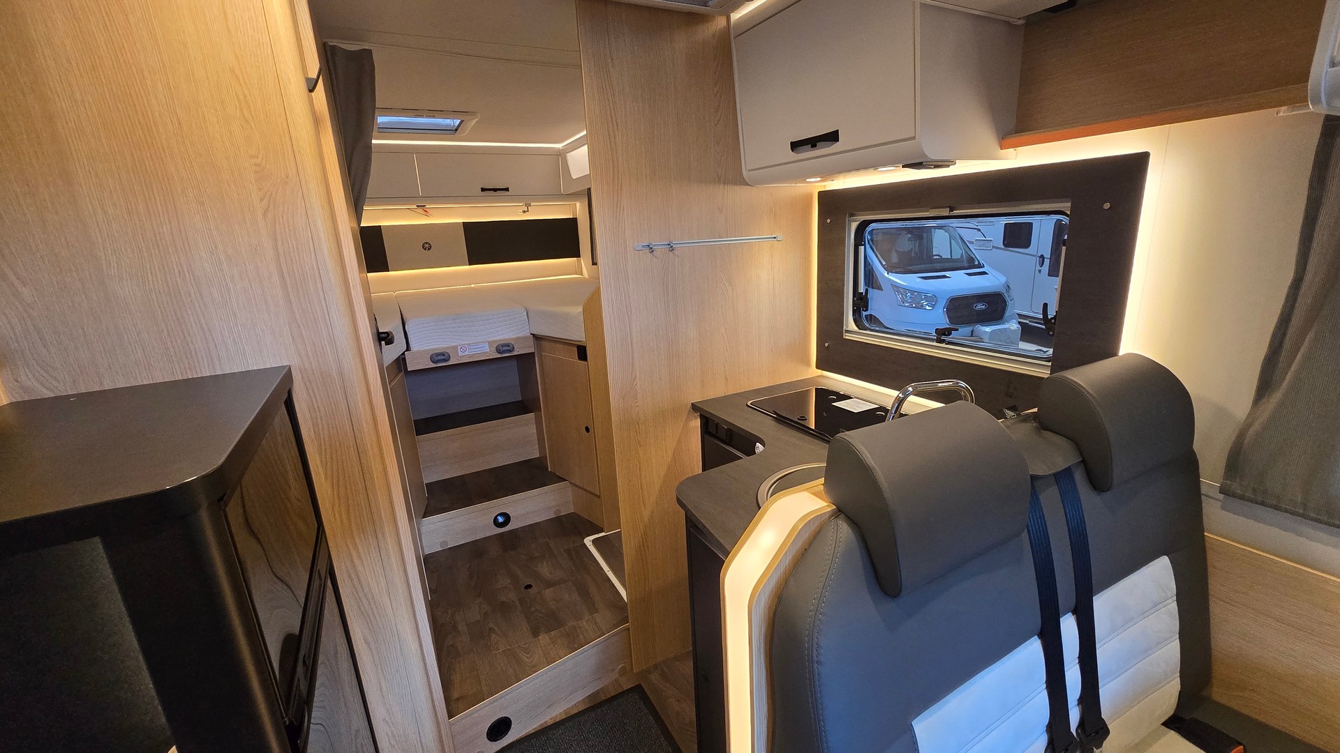 SUNLIGHT T 680 "Adventure Edition" / Ford Transit 2.0EcoBlue 155PS-image-8