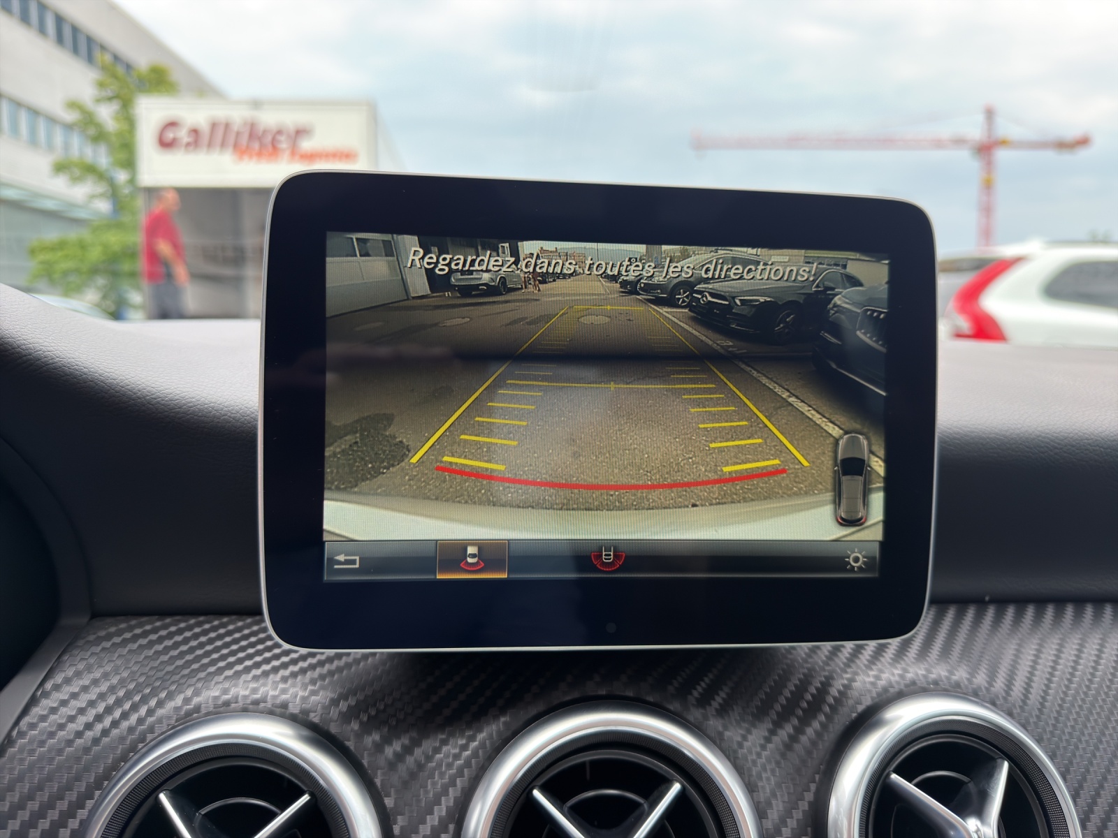 MERCEDES-BENZ A 250 AMG Line 4Matic 7G-DCT-image-15