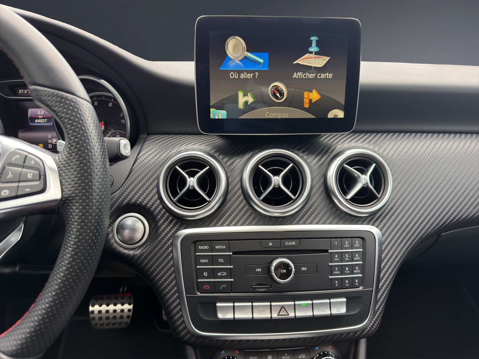 MERCEDES-BENZ A 250 AMG Line 4Matic 7G-DCT-image-8