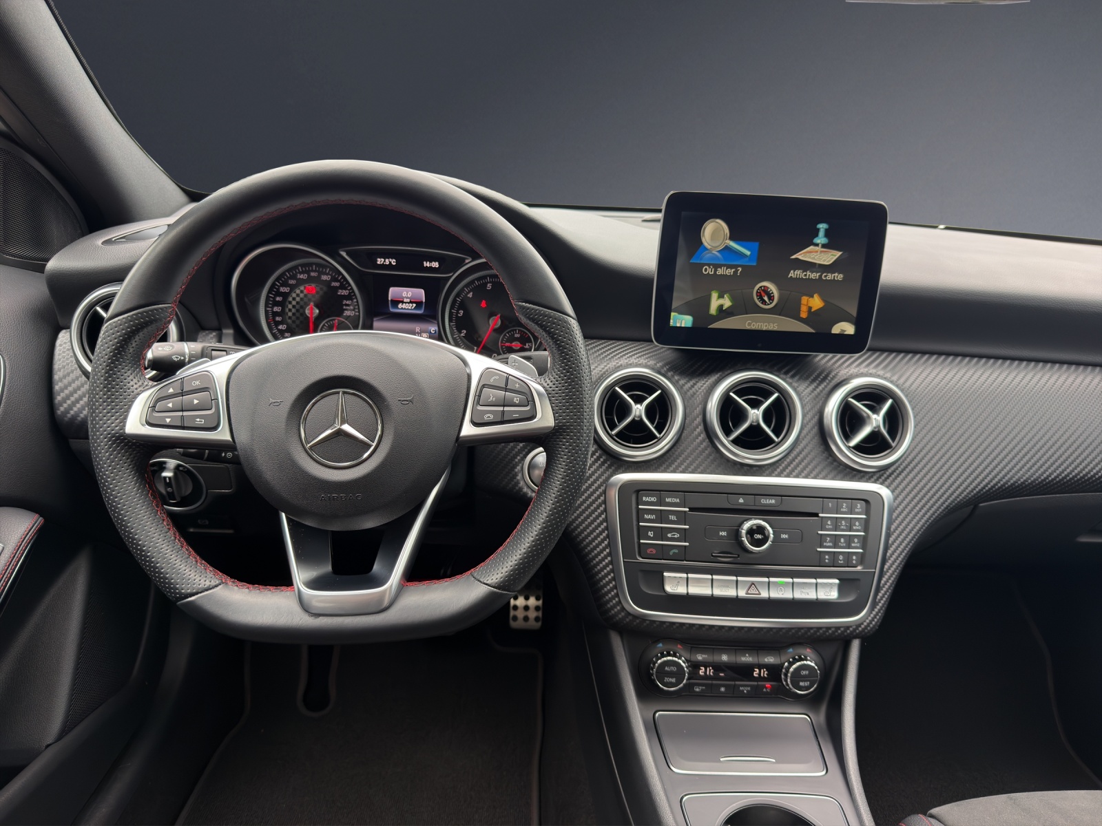 Image MERCEDES-BENZ A-250 A 250 AMG Line 4Matic 7G-DCT
