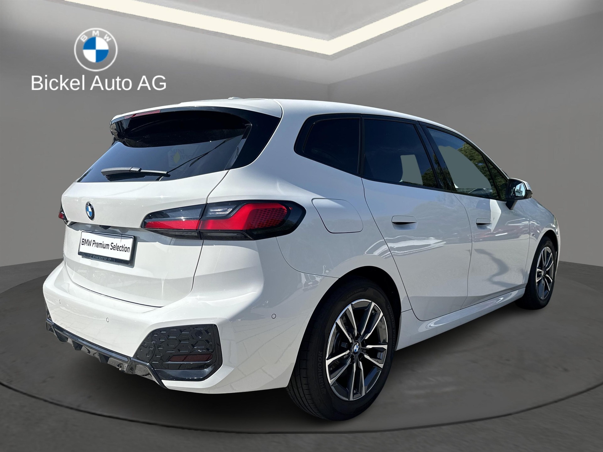 BMW 223i xDrive M Sport-image-5