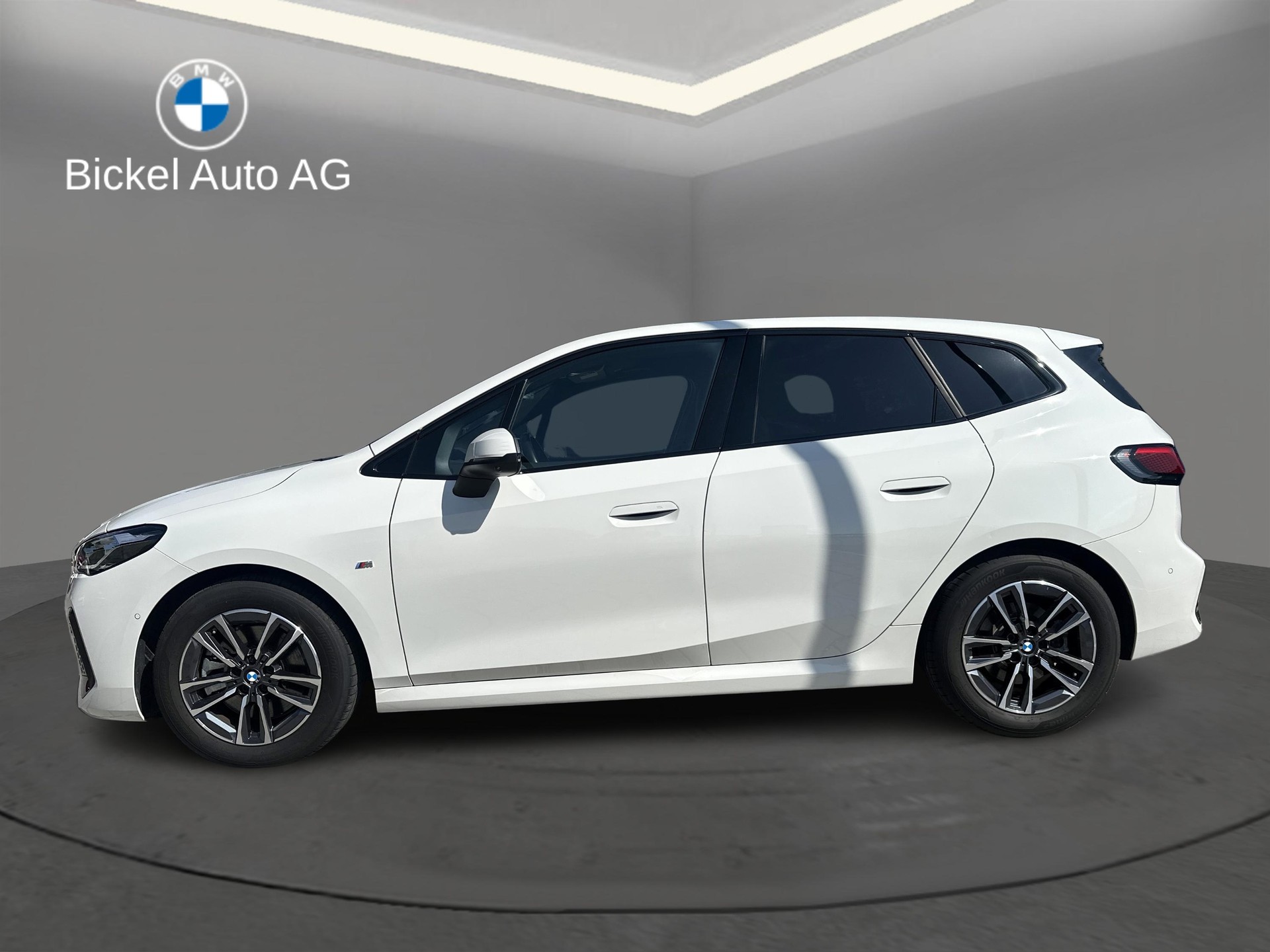 BMW 223i xDrive M Sport-image-2