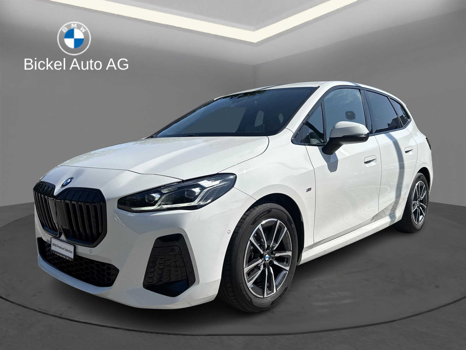 BMW 223i xDrive M Sport-image-0