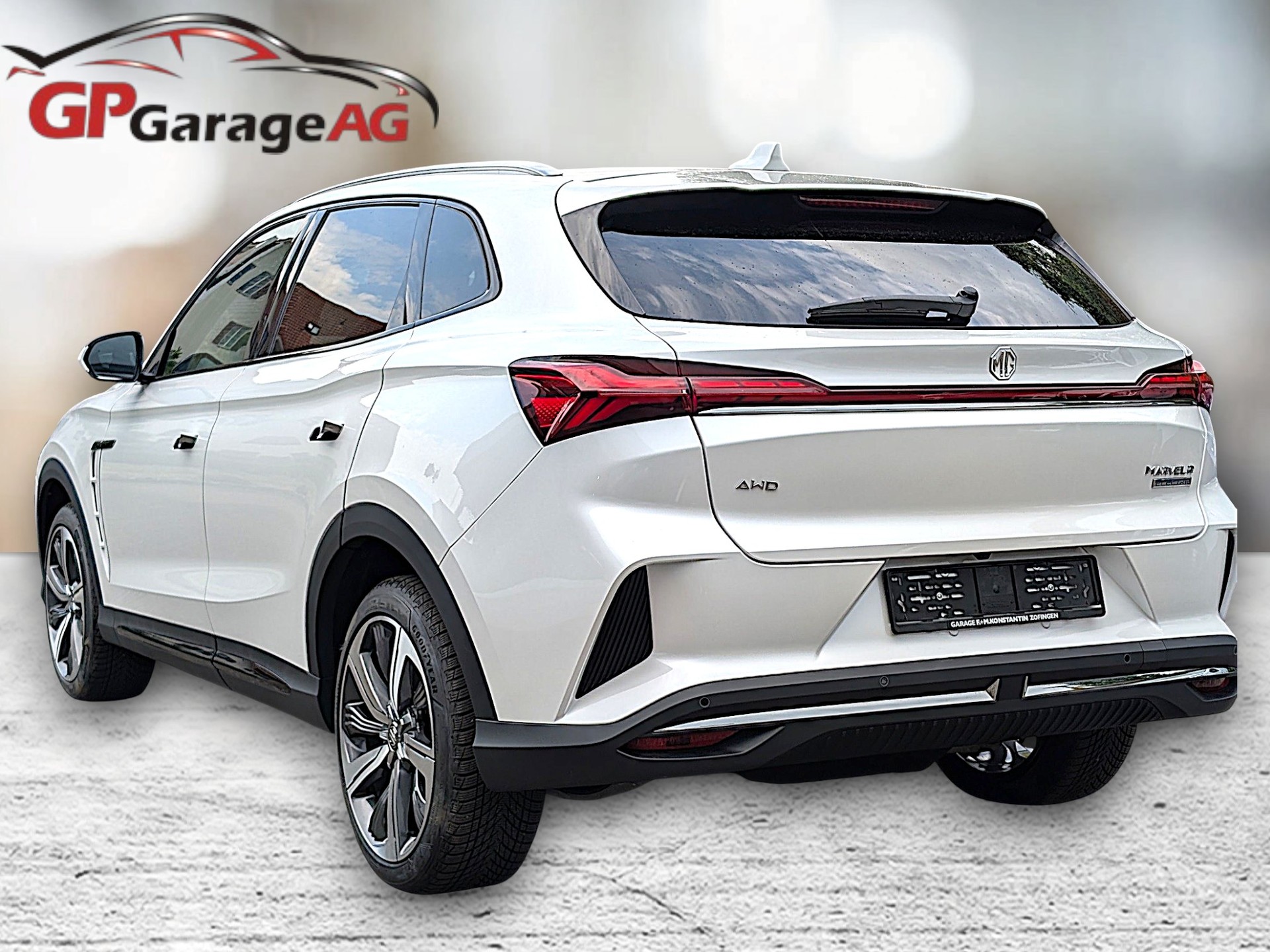 MG Marvel R EV 70kWh Performance AWD-showroom-element-2
