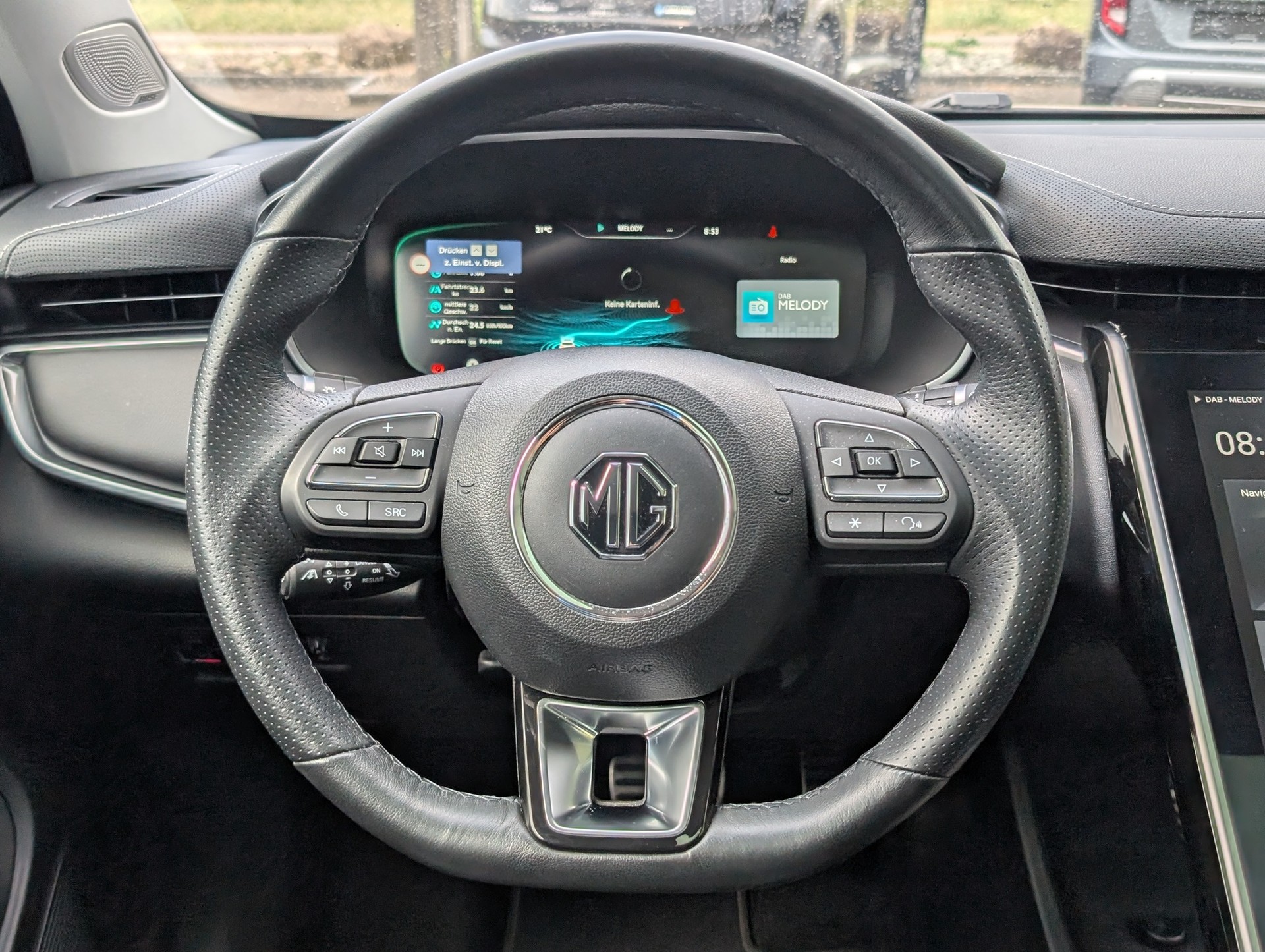 MG Marvel R EV 70kWh Performance AWD-image-14