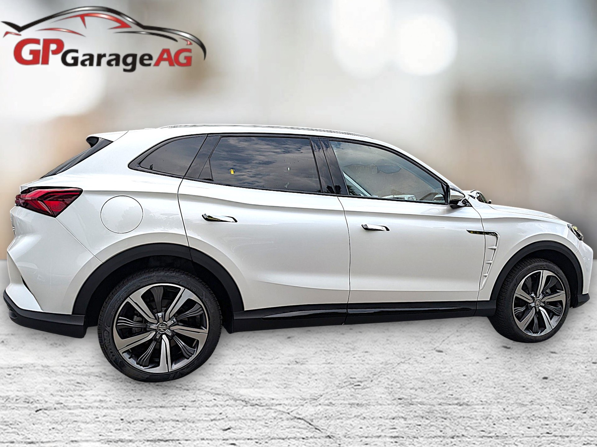 MG Marvel R EV 70kWh Performance AWD-image-5