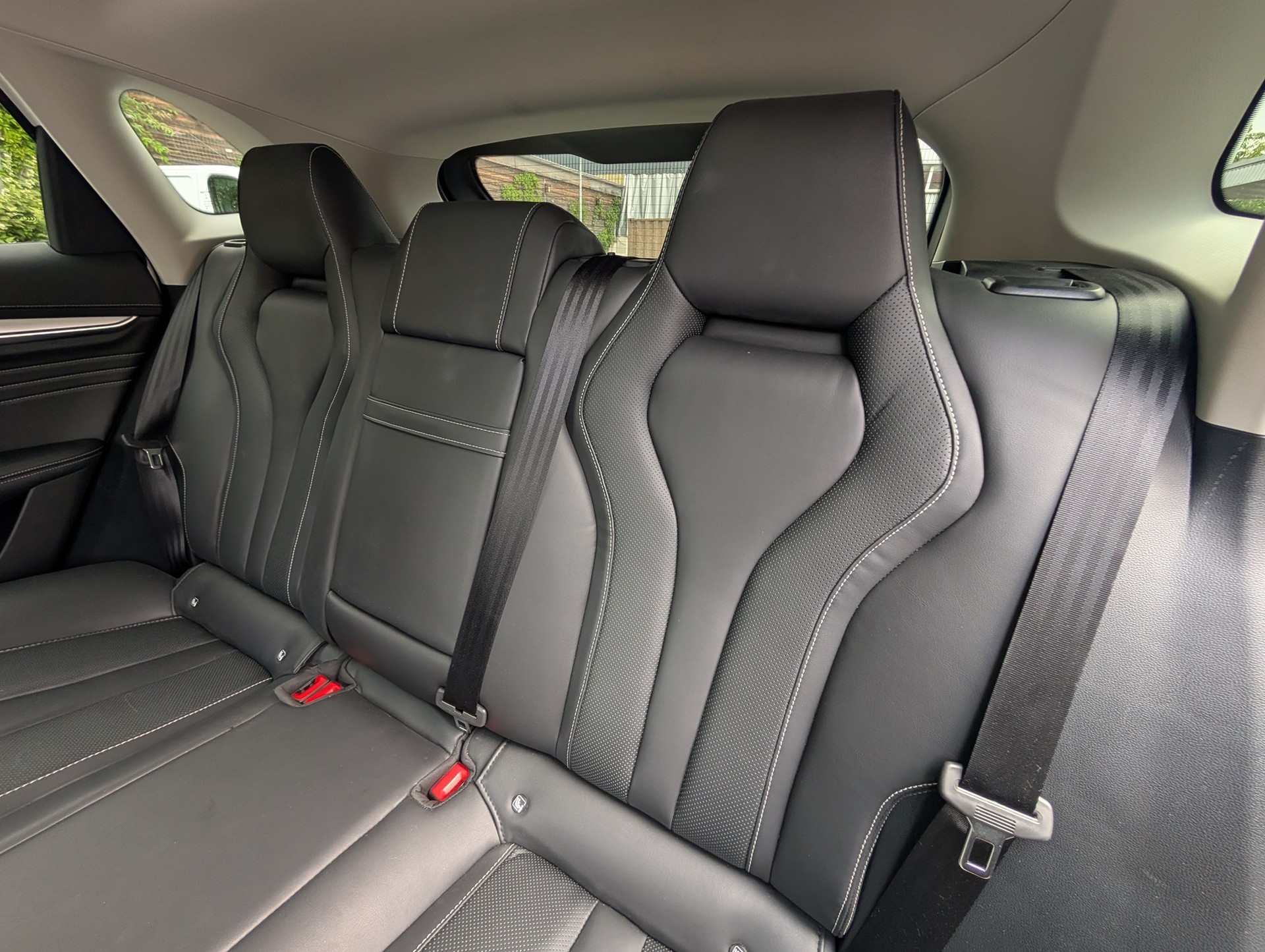 MG Marvel R EV 70kWh Performance AWD-image-10