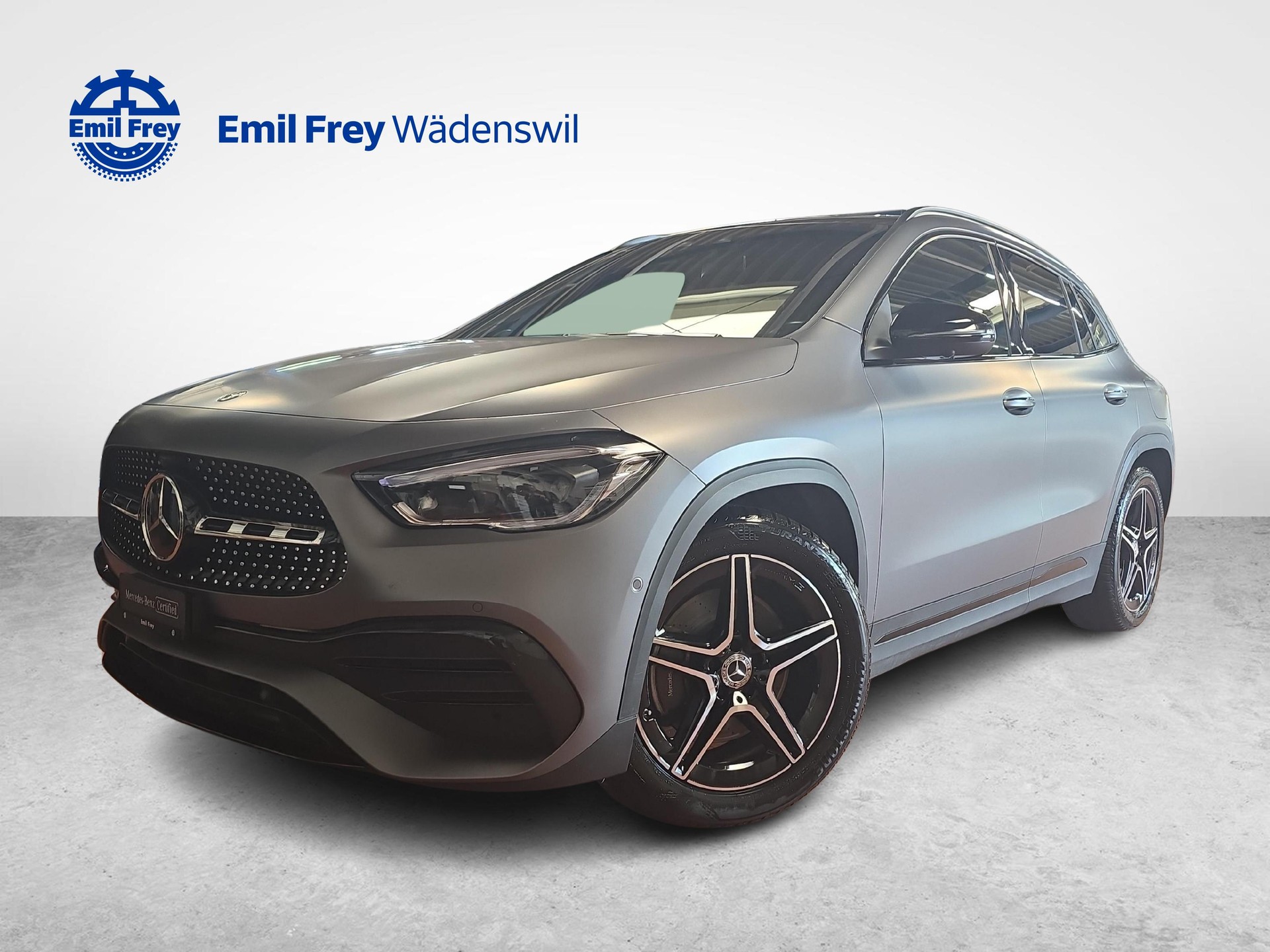 MERCEDES-BENZ GLA 250 4MATIC AMG Line-image-0