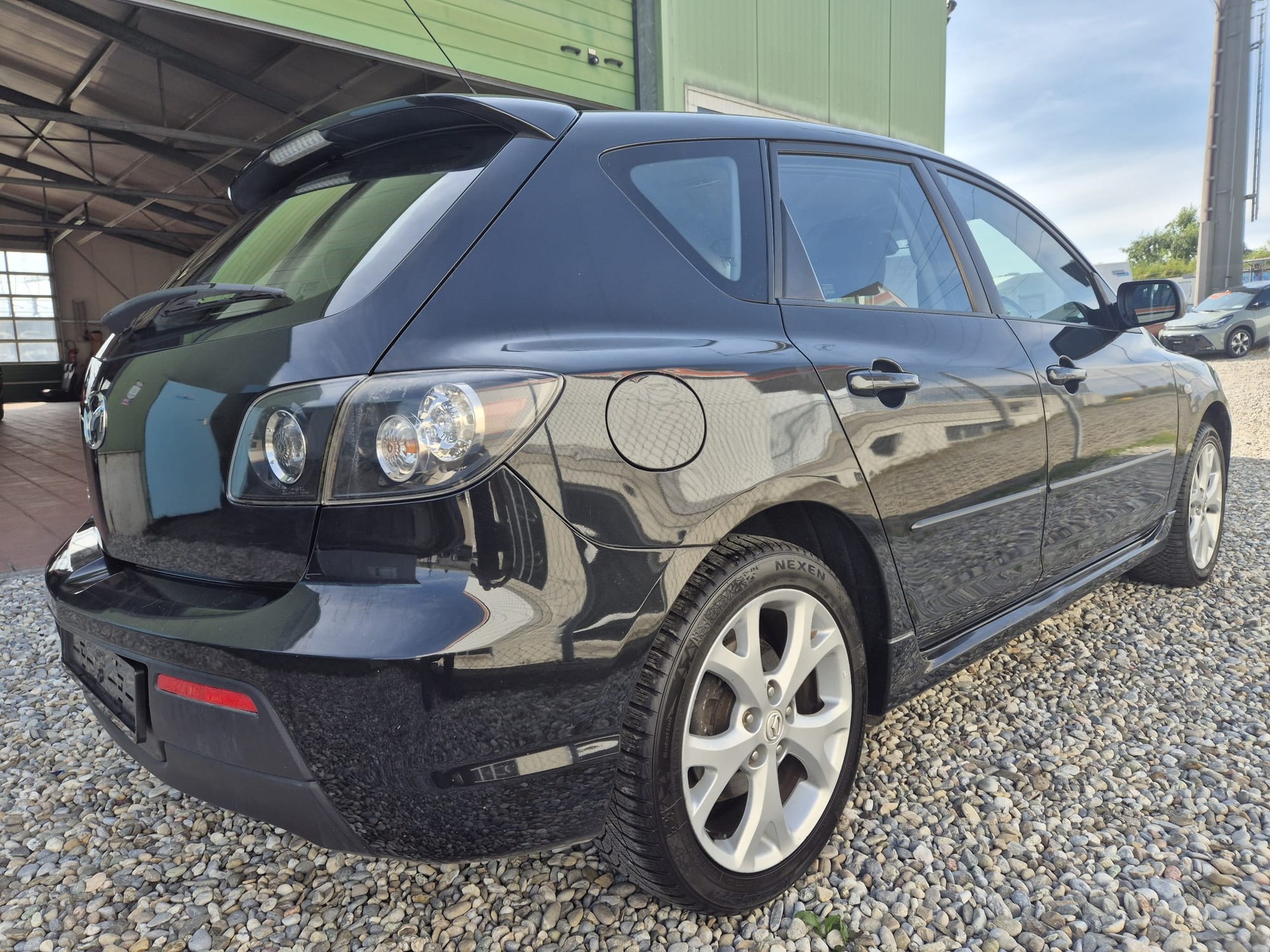 MAZDA 3 2.0 Hatchback 16V Sport-image-5