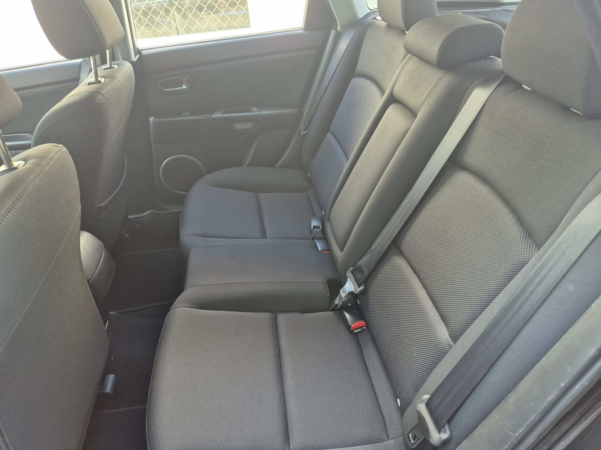 MAZDA 3 2.0 Hatchback 16V Sport-image-10