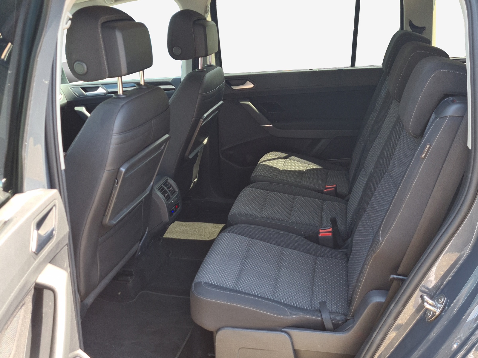 VW Touran 1.5 TSI EVO Comfortline DSG-image-11