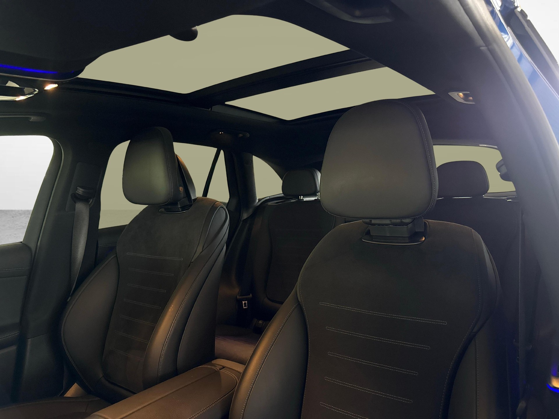 MERCEDES-BENZ GLC 400 e AMG Line 4matic - Gancio traino elettrico incluso-image-10