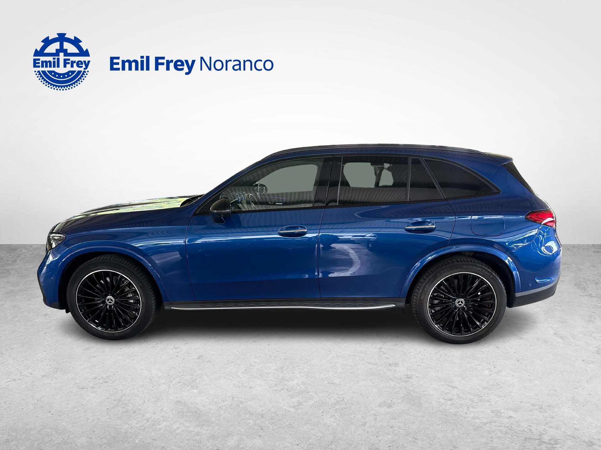 MERCEDES-BENZ GLC 400 e AMG Line 4matic - Gancio traino elettrico incluso-showroom-element-1