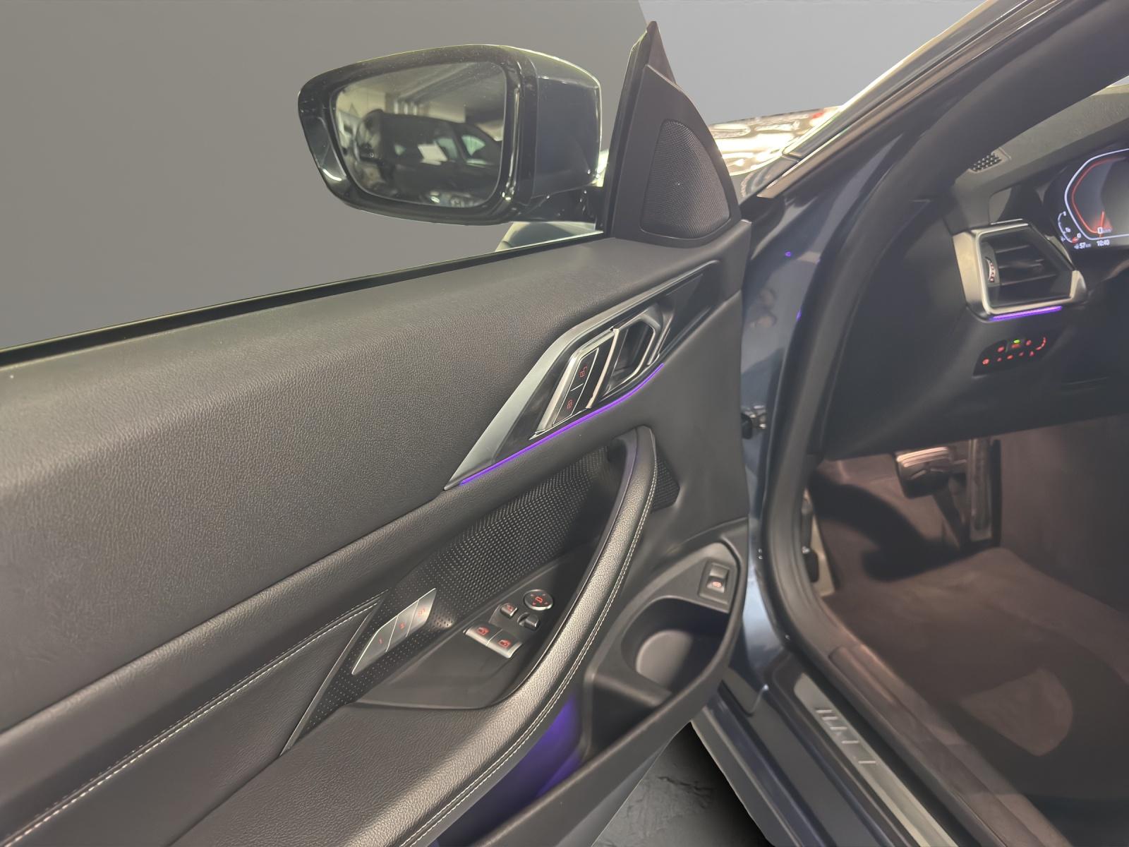 BMW M440i xDrive Coupé-image-12