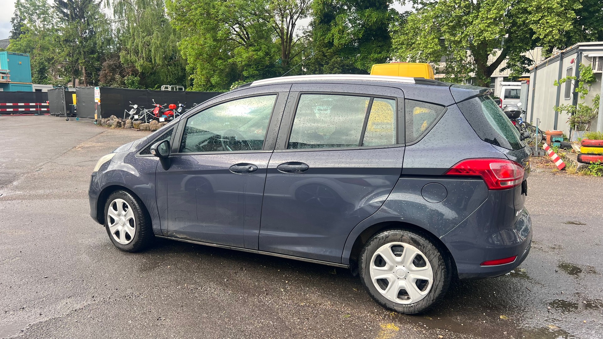 FORD B-Max 1.0 SCTi Trend-image-4