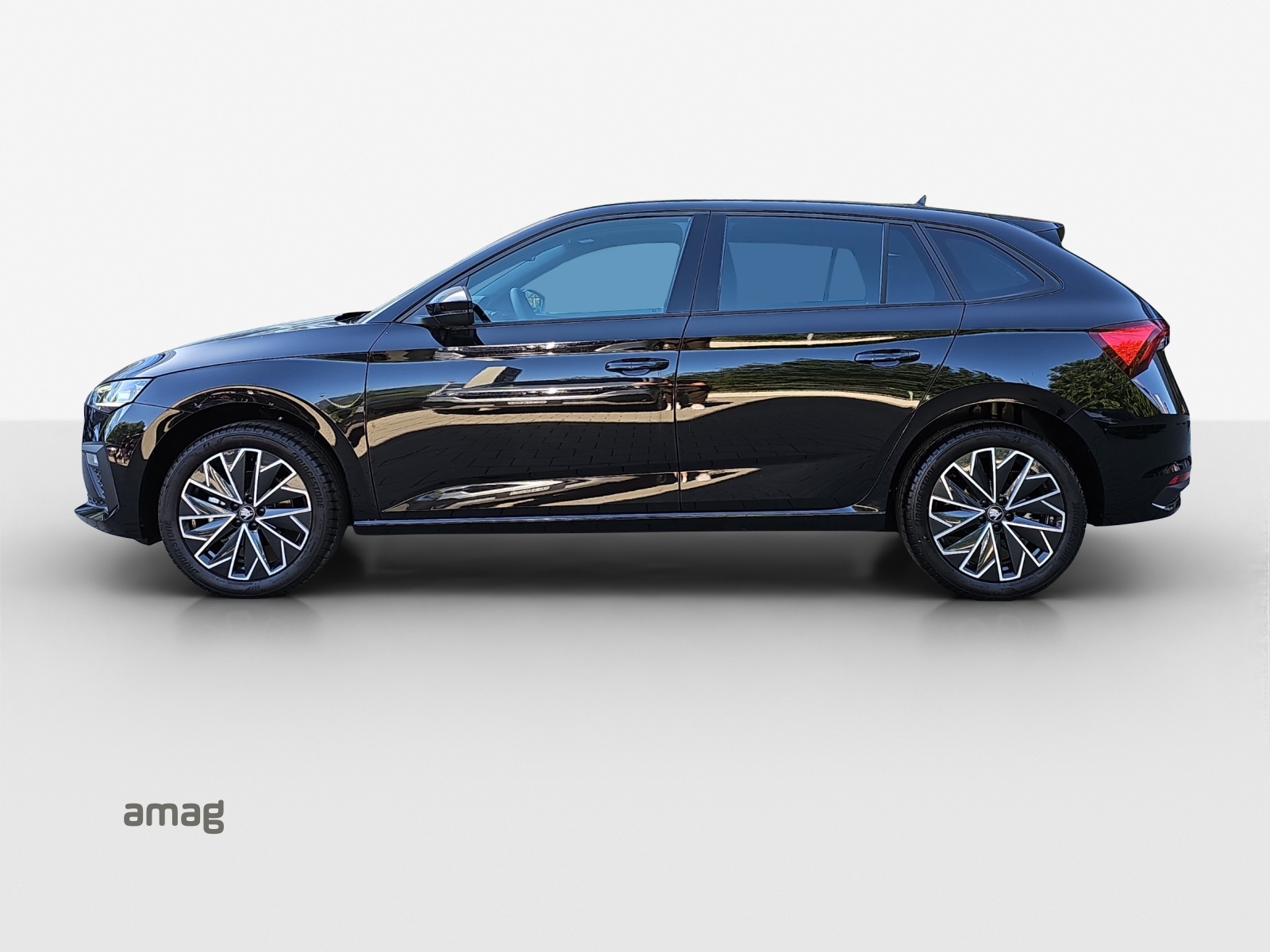 SKODA Scala 1.5 TSI Dynamic DSG-image-1