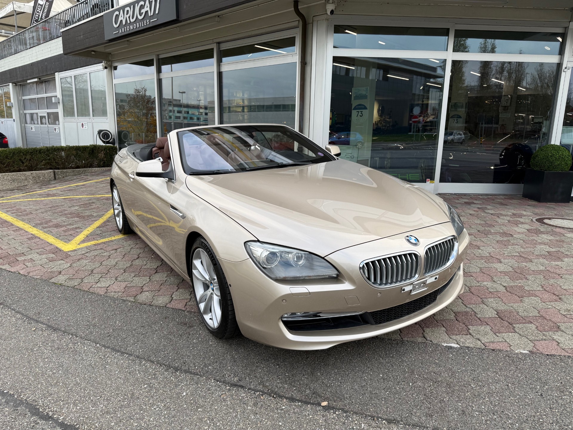 BMW 650i Cabrio-image-2
