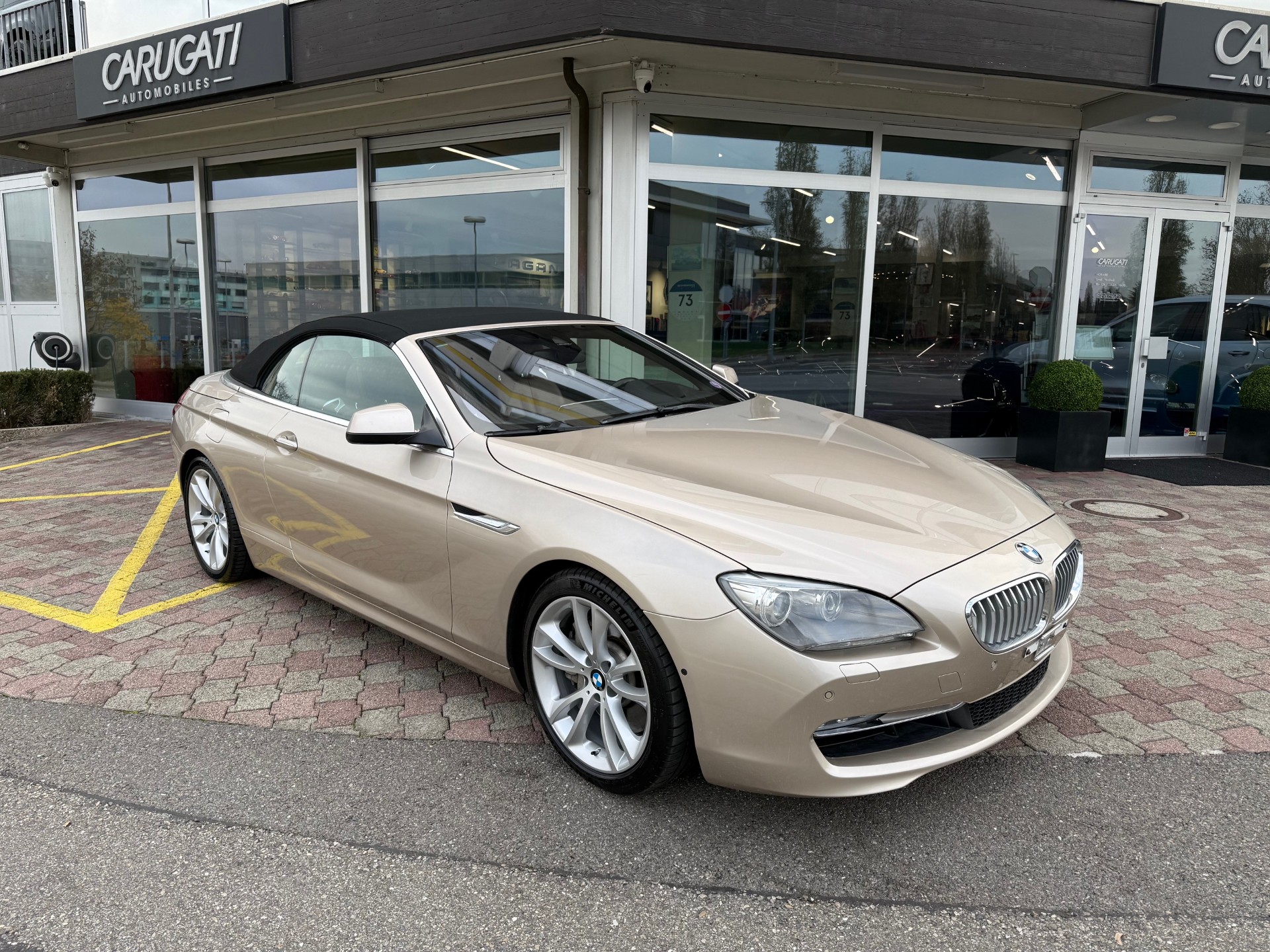 BMW 650i Cabrio-image-1
