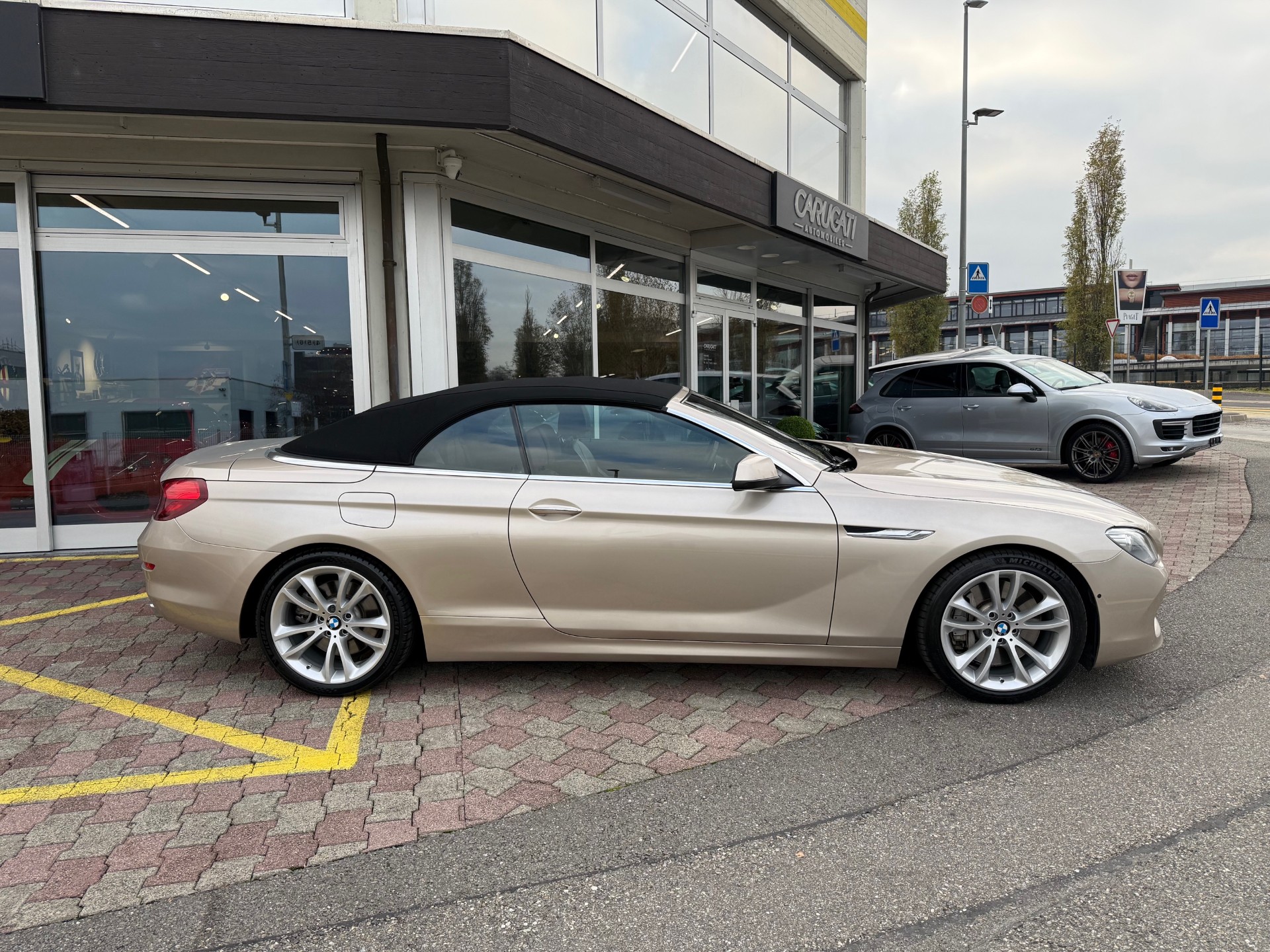 BMW 650i Cabrio-image-5