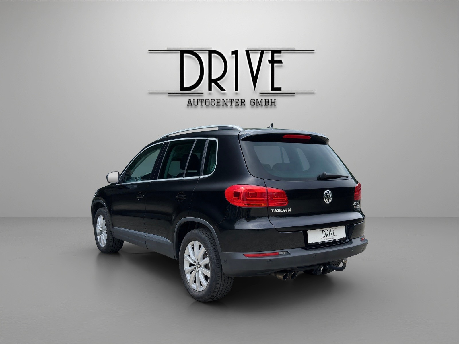 VW Tiguan 2.0 TDI BlueMotion Sport&Style 4Motion DSG-image-6