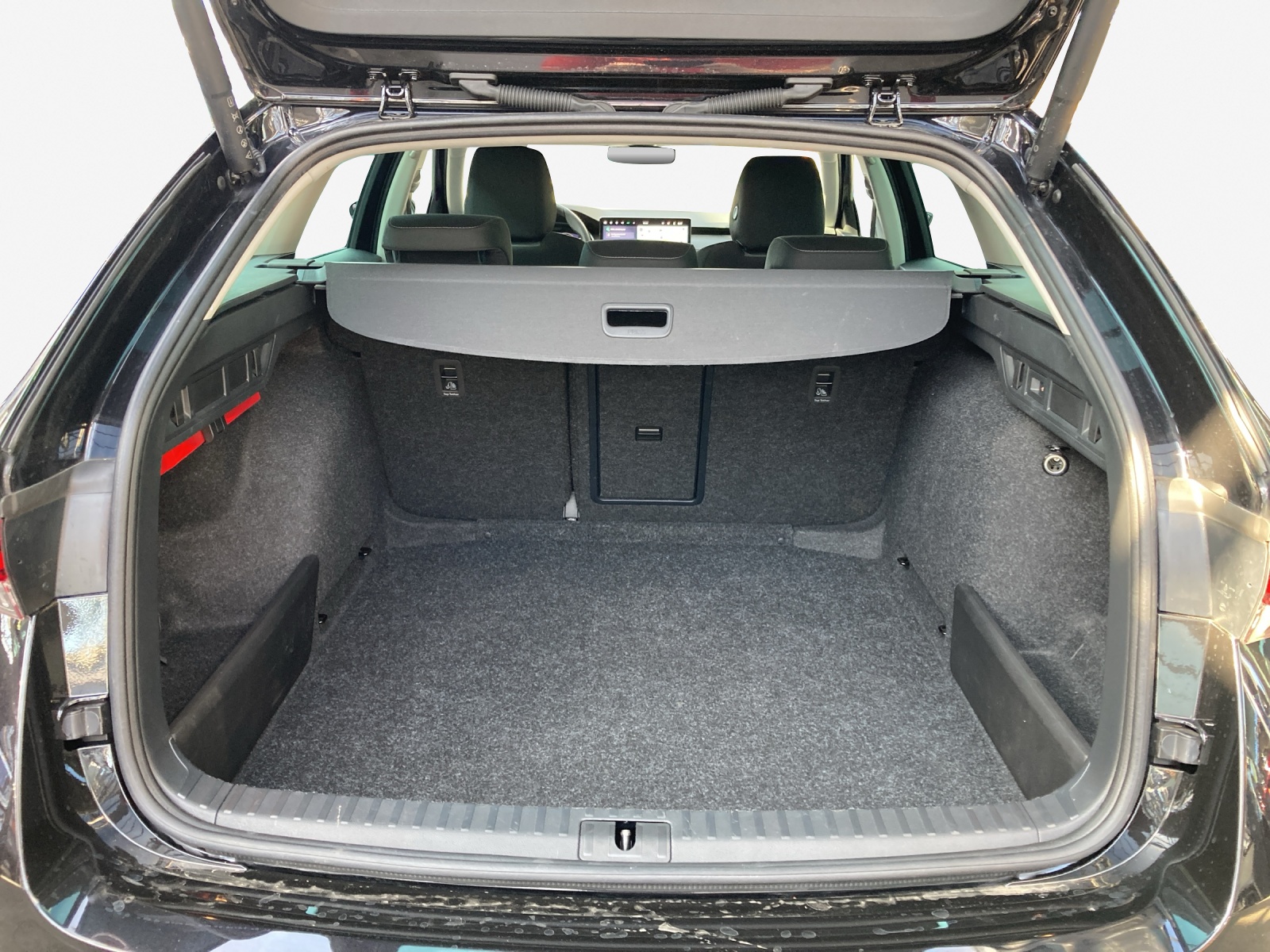 SKODA Octavia Combi 1.5 TSI mHEV DSG Dynamic-image-12