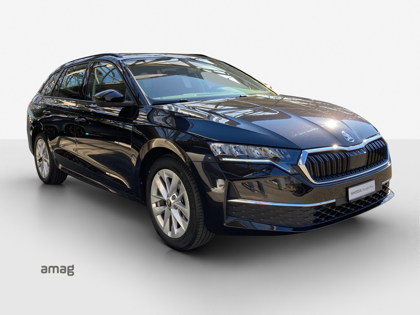 SKODA Octavia Combi 1.5 TSI mHEV DSG Dynamic-image-5