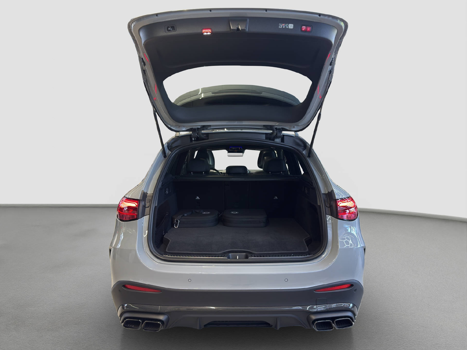 MERCEDES-BENZ GLC 63 AMG S E Performance-image-14