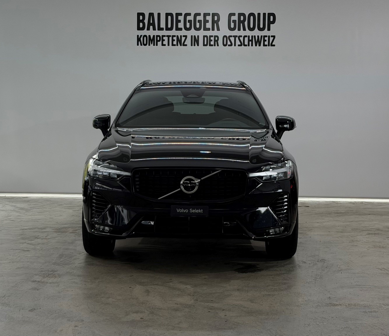 VOLVO XC60 B4 D AWD R-Design-image-7