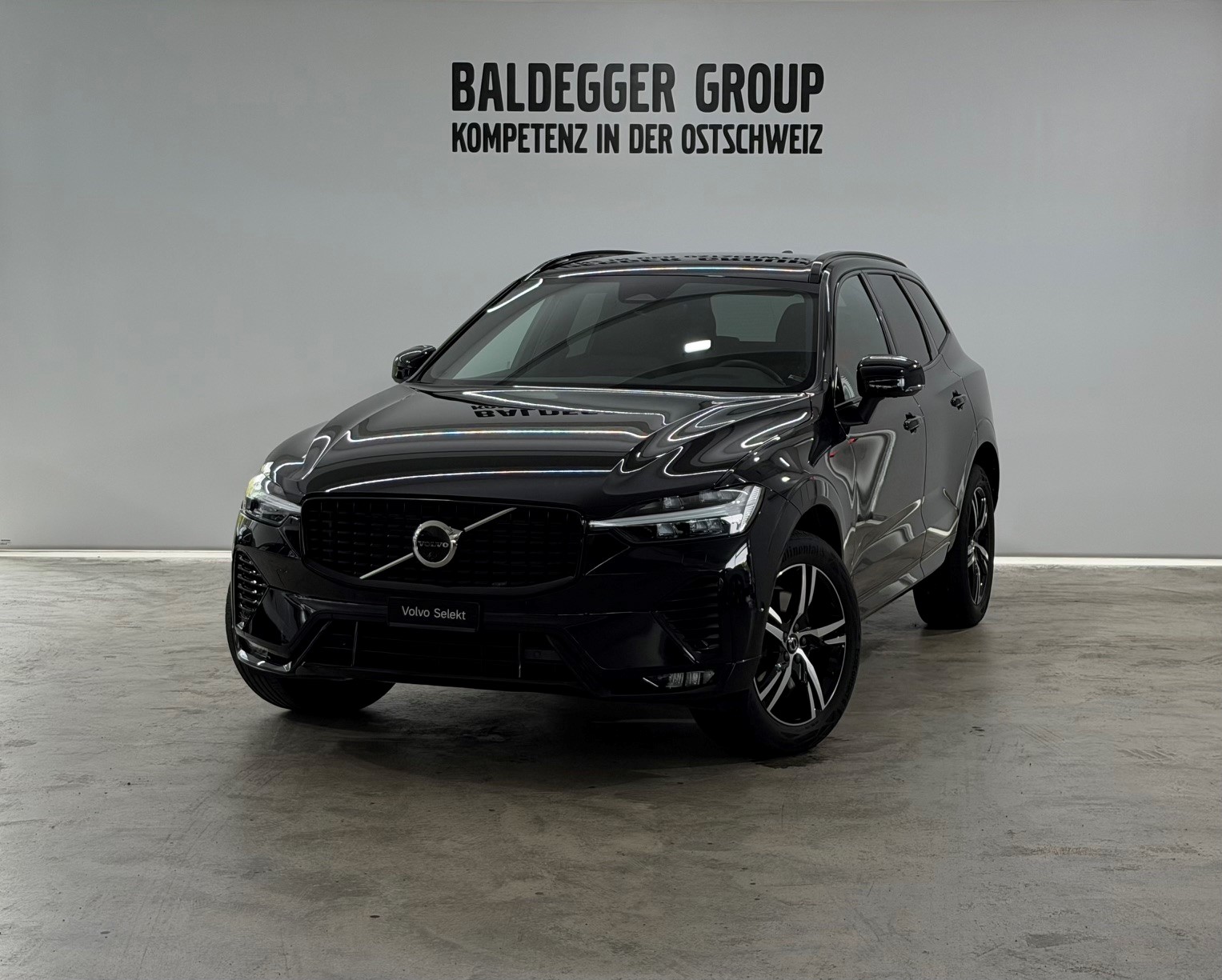 VOLVO XC60 B4 D AWD R-Design-image-0