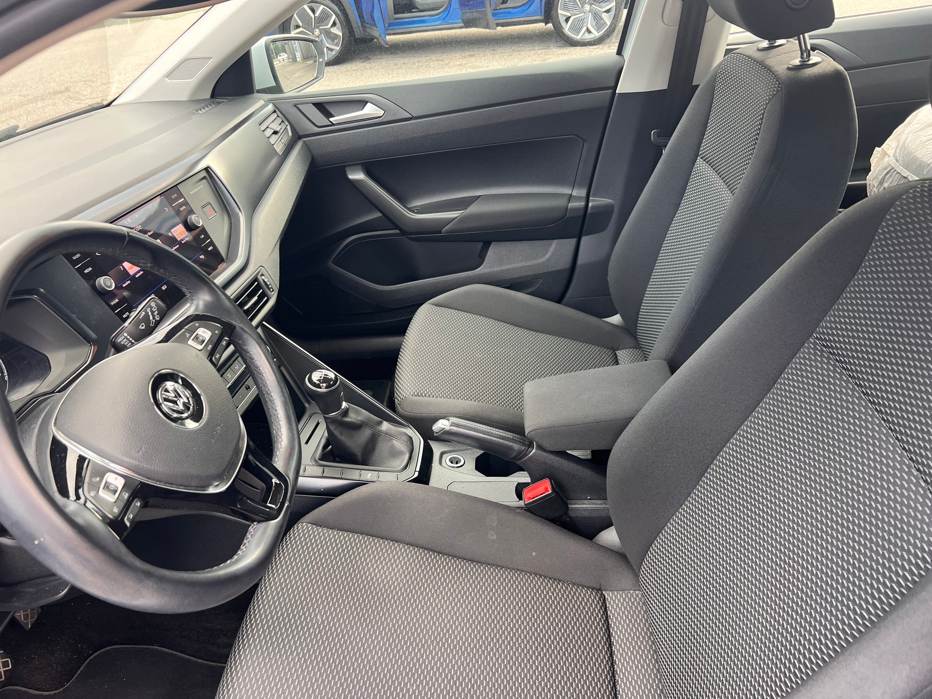 VW Polo 1.0 BMT Trendline-image-10