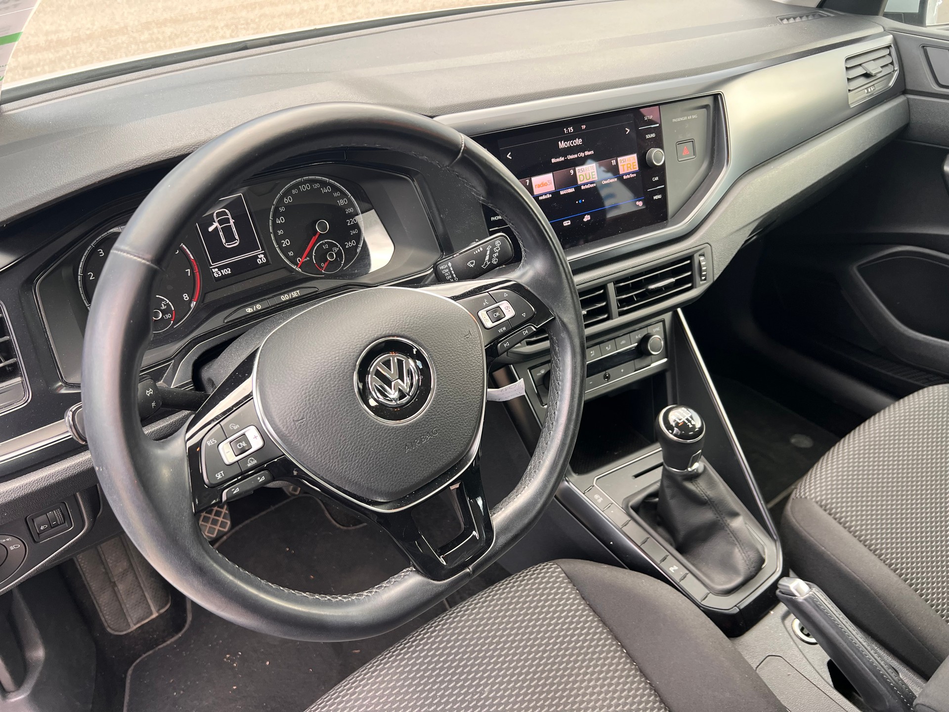 VW Polo 1.0 BMT Trendline-image-8