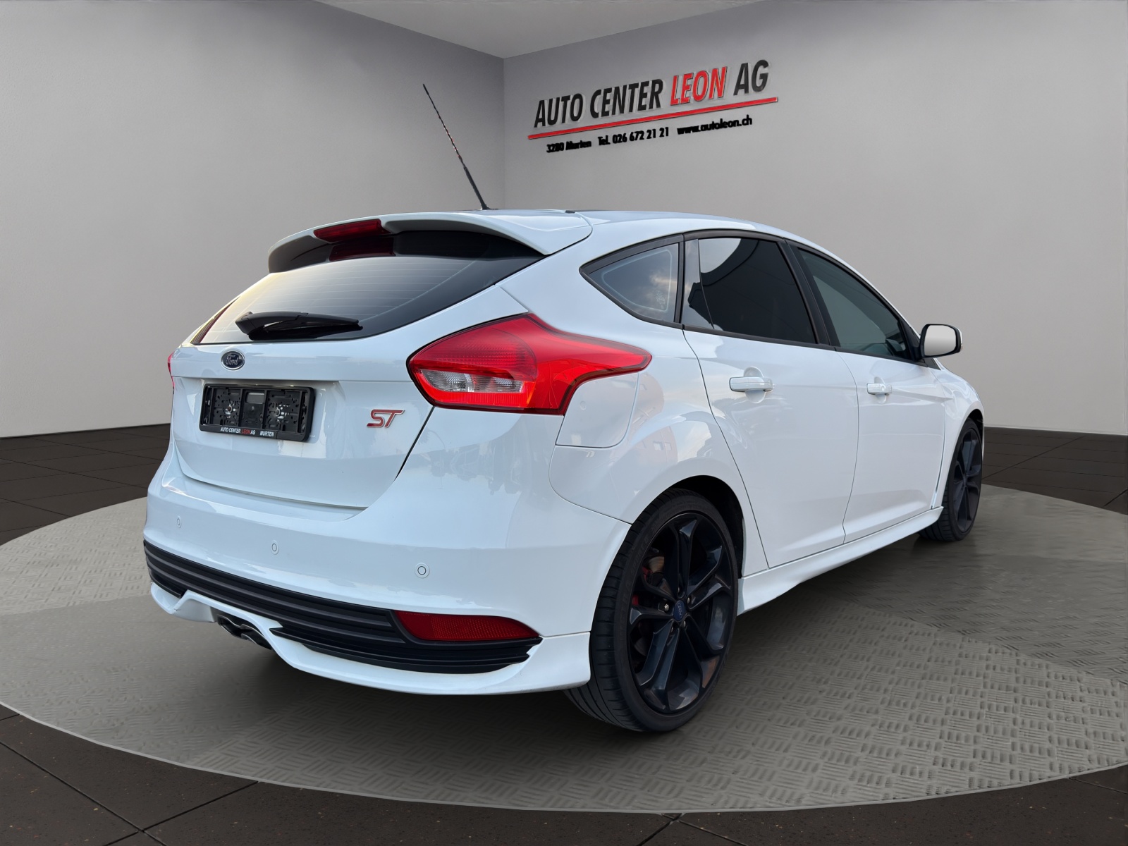 FORD Focus 2.0 TDCi ST3-image-5