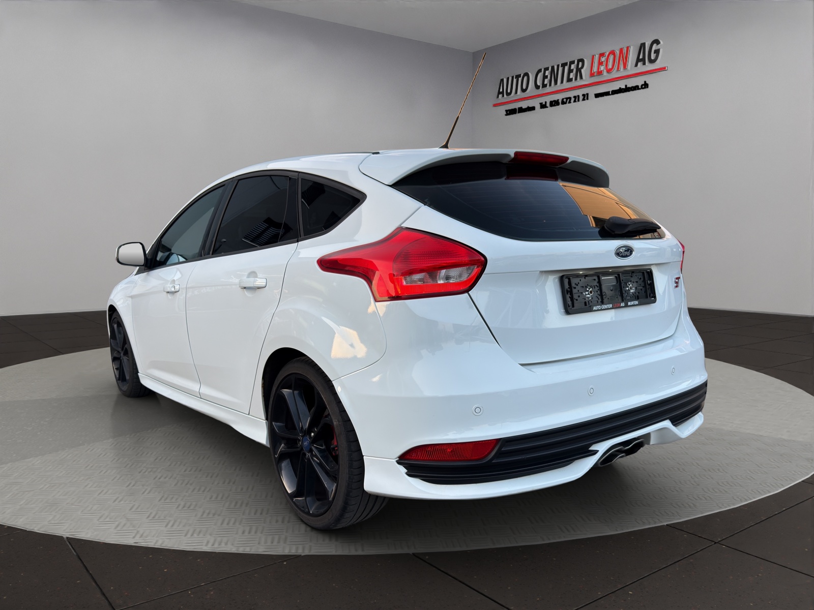 FORD Focus 2.0 TDCi ST3-image-3