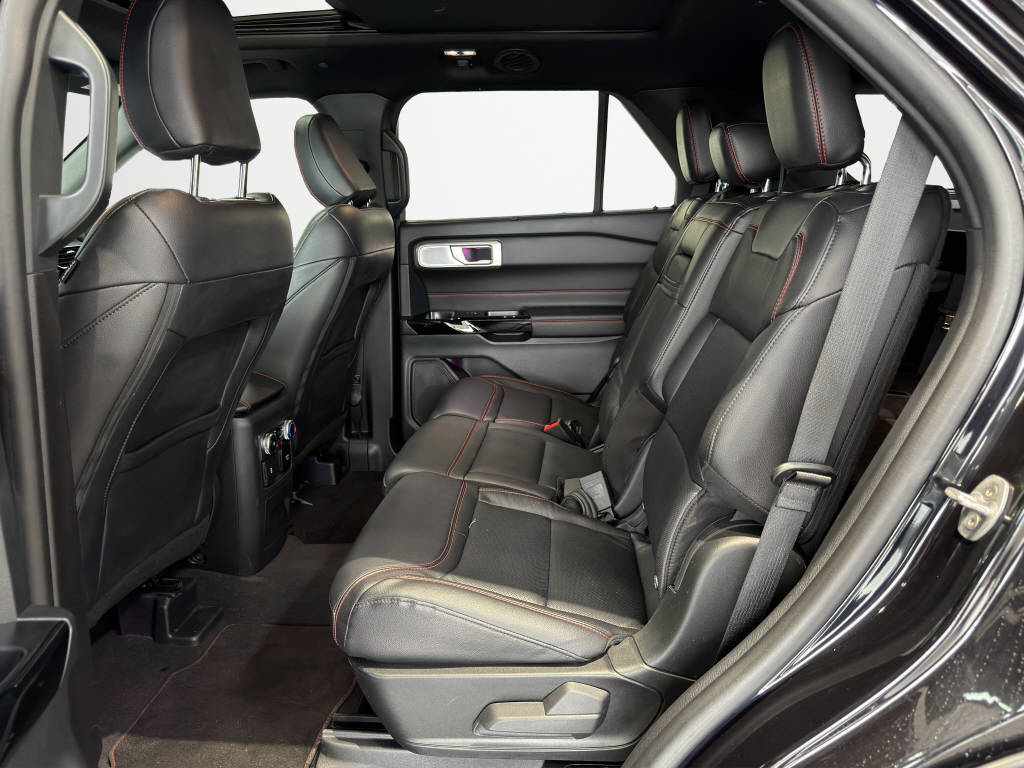 FORD Explorer 3.0 V6 Plug-in Hybrid ST-Line-image-11