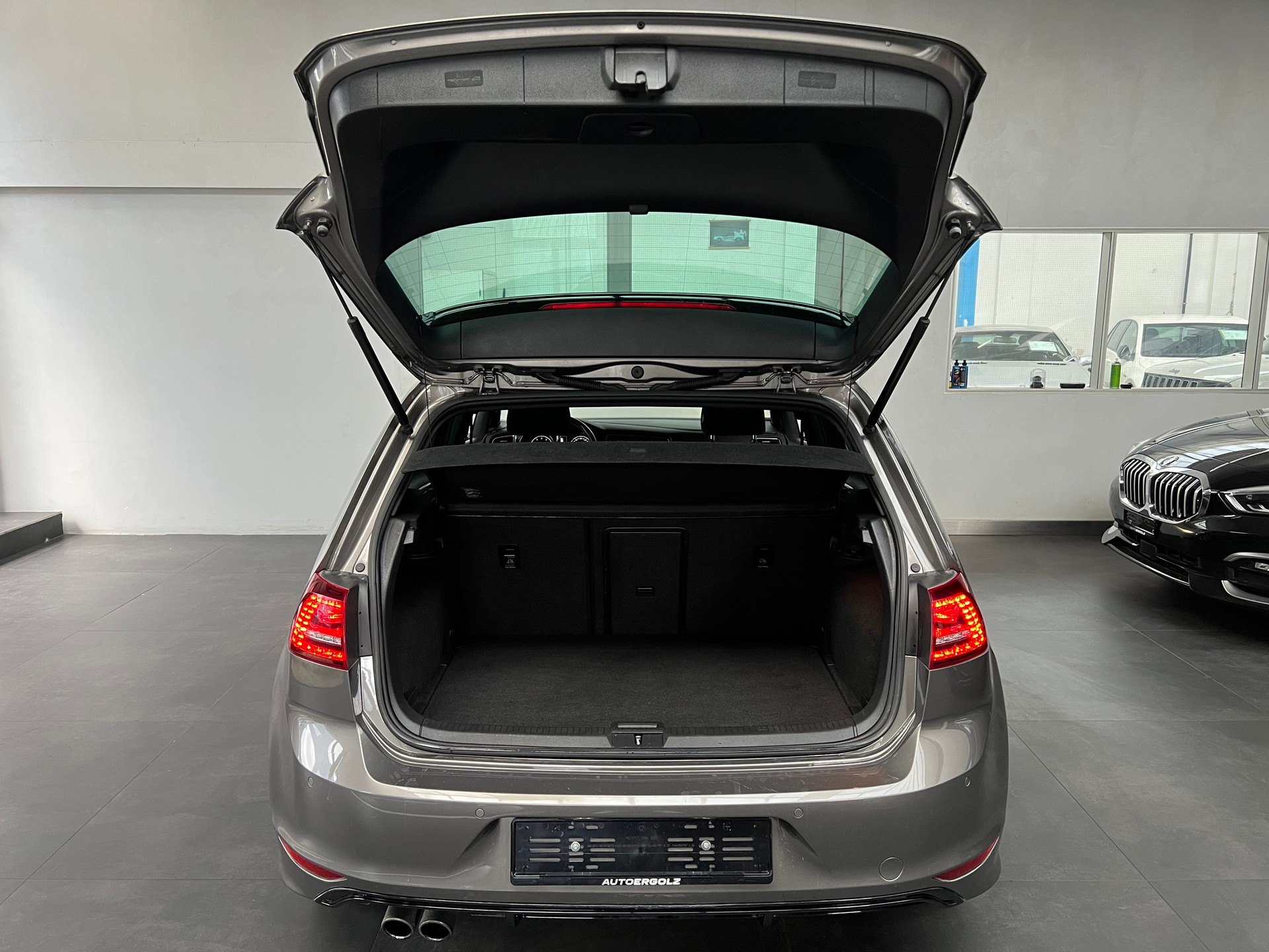 VW Golf 1.4 TSI Cup R-Line DSG-image-10