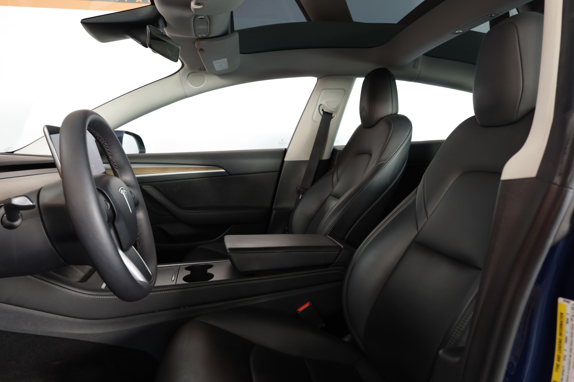 TESLA Model 3 Long Range Dual Motor AWD-image-11