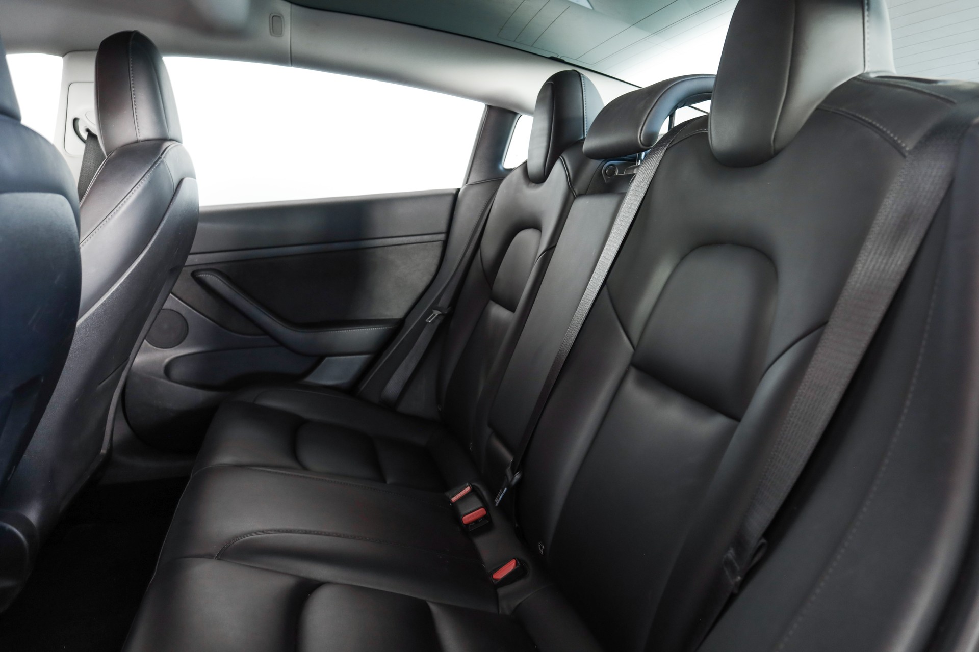TESLA Model 3 Long Range Dual Motor AWD-image-13