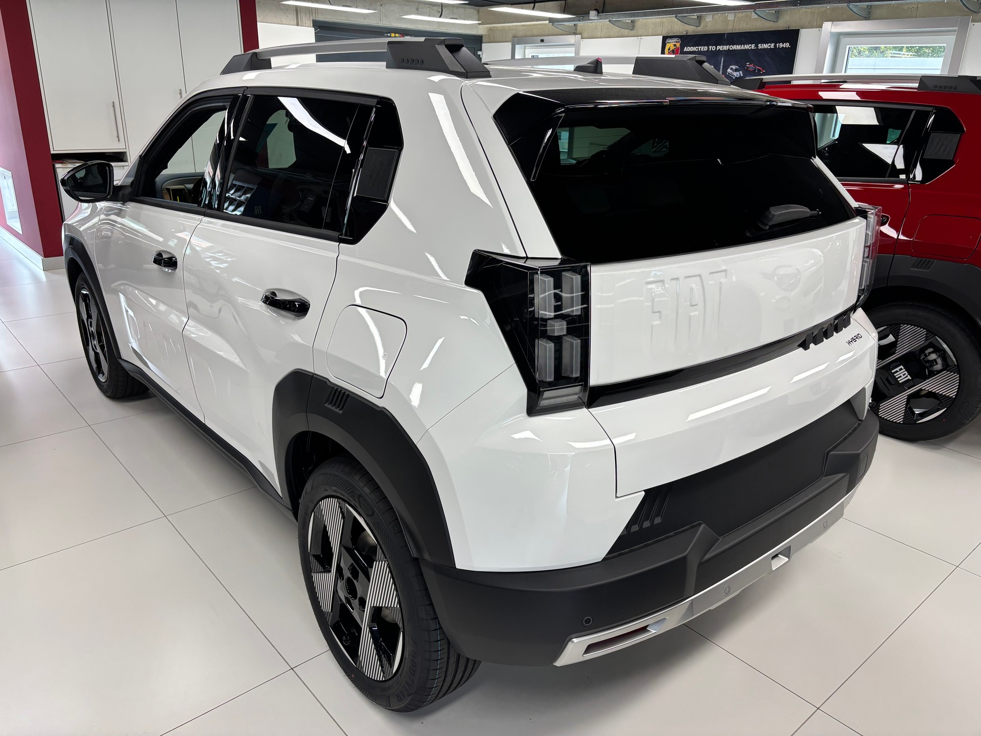 FIAT Grande Panda MHEV La Prima-image-1