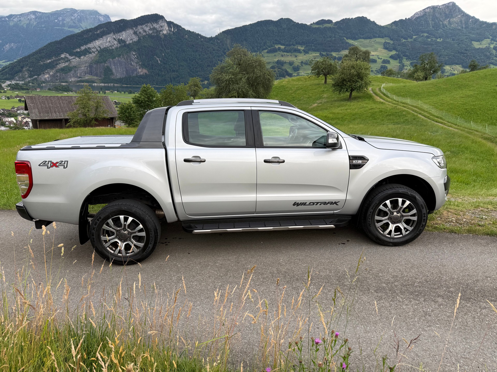 FORD 3.2 TDCi 4x4 Wildtrak-image-1
