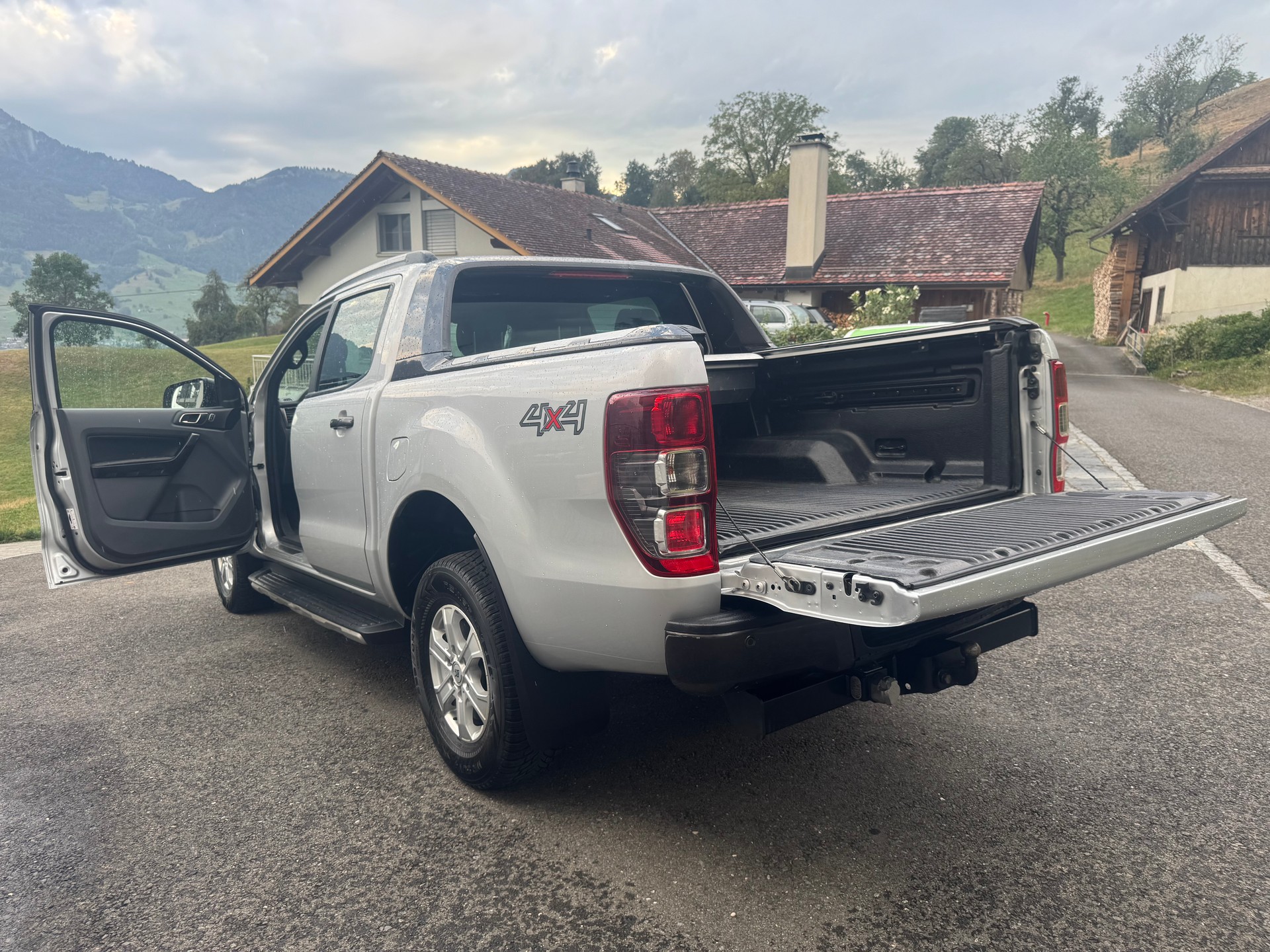 FORD 3.2 TDCi 4x4 Wildtrak-image-2