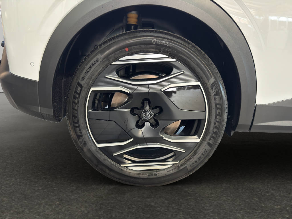 PEUGEOT 3008 1.6 PHEV 225 GT Exclusive-image-15