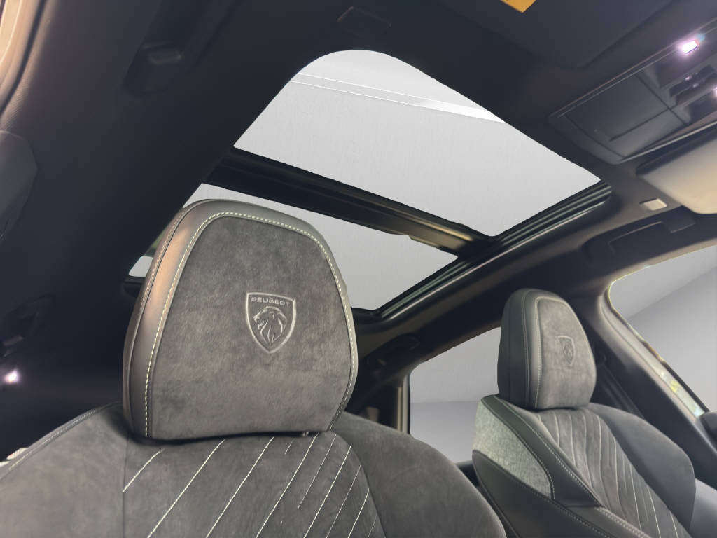 PEUGEOT 3008 1.6 PHEV 225 GT Exclusive-image-11