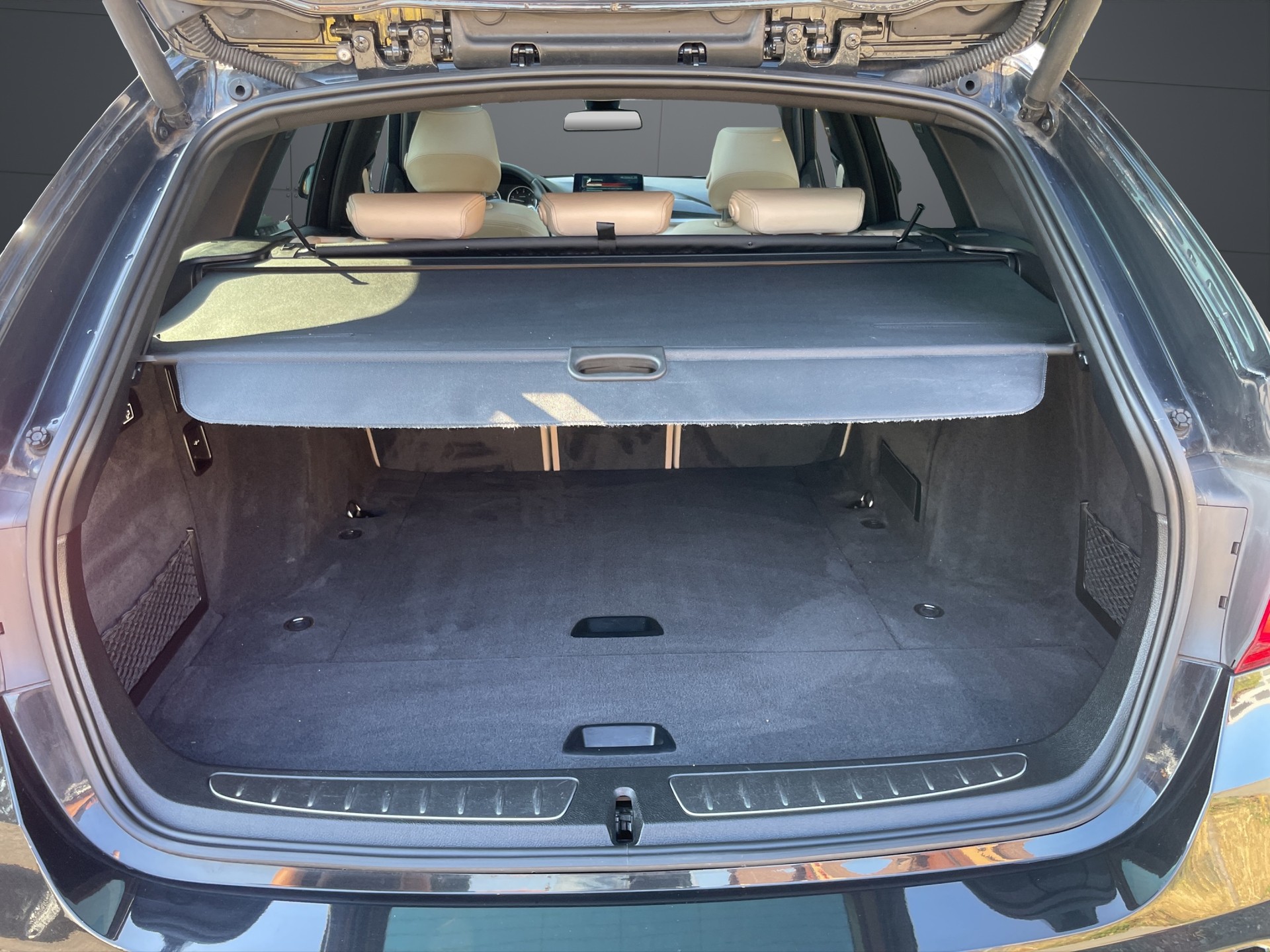 BMW 330d xDrive Touring M Sport Line Steptronic-image-17