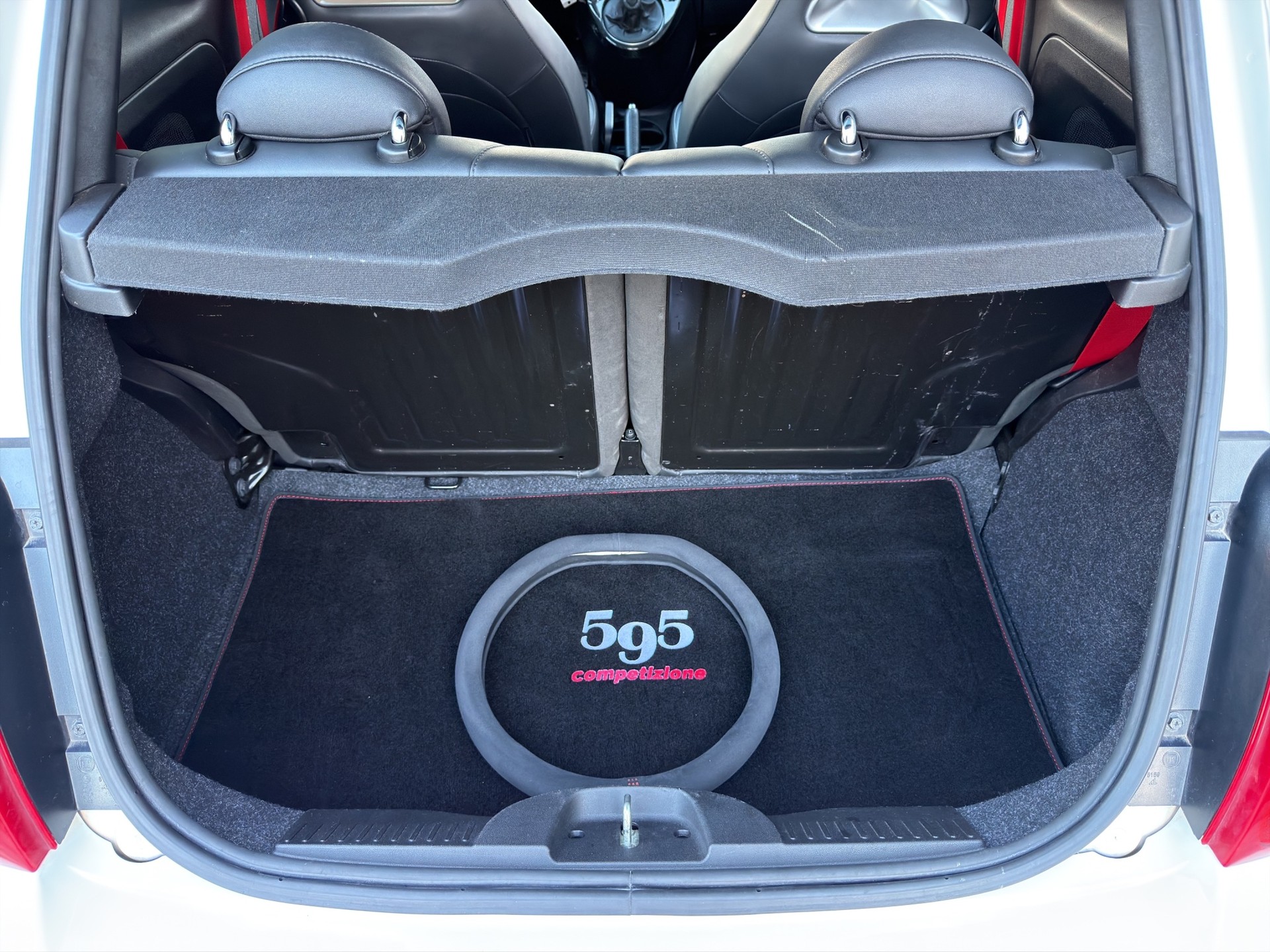 FIAT 595 1.4 16V Turbo Abarth Competizione Anniversario-image-14