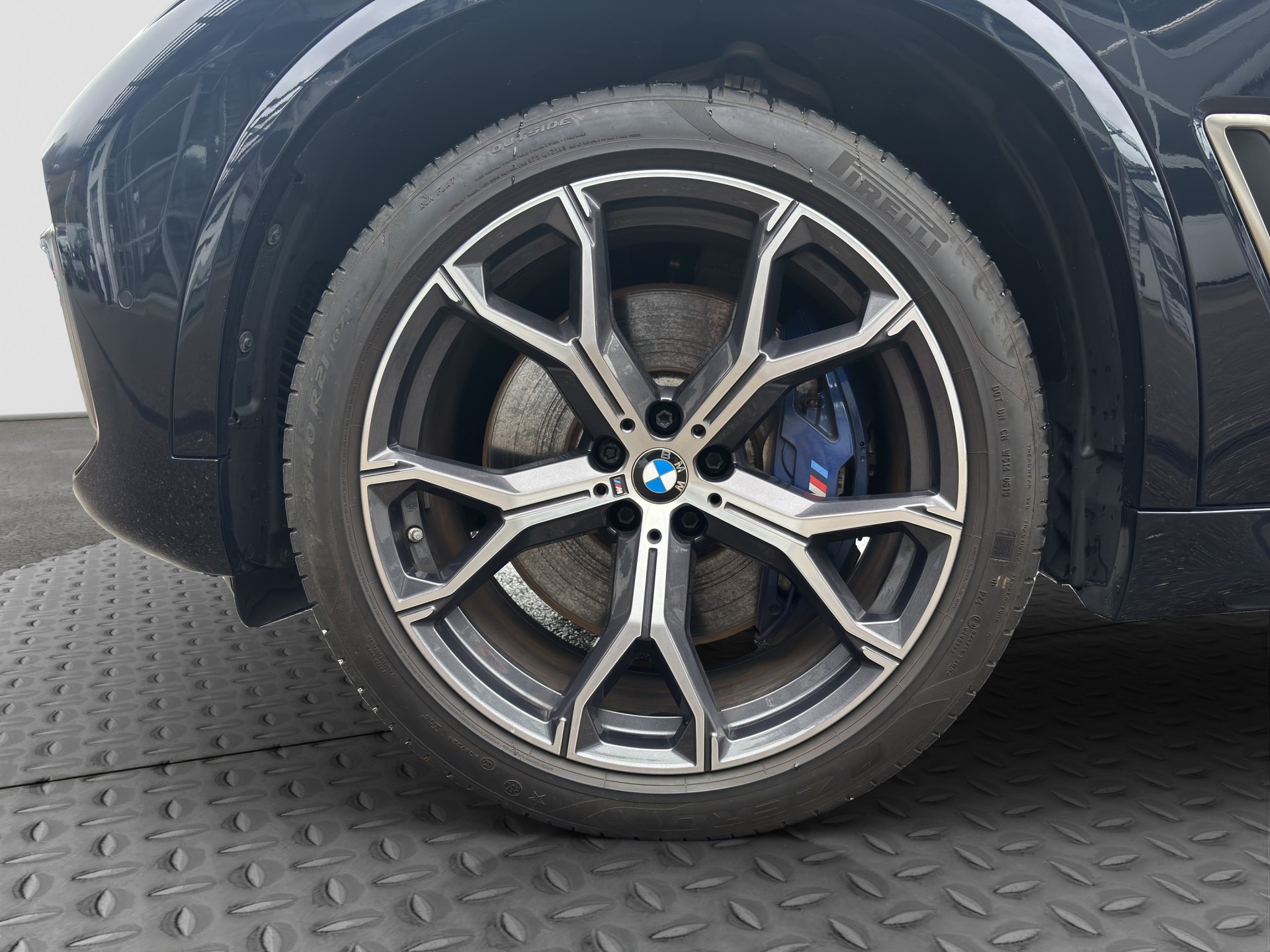 BMW X5 xDrive M50d Steptronic-image-25