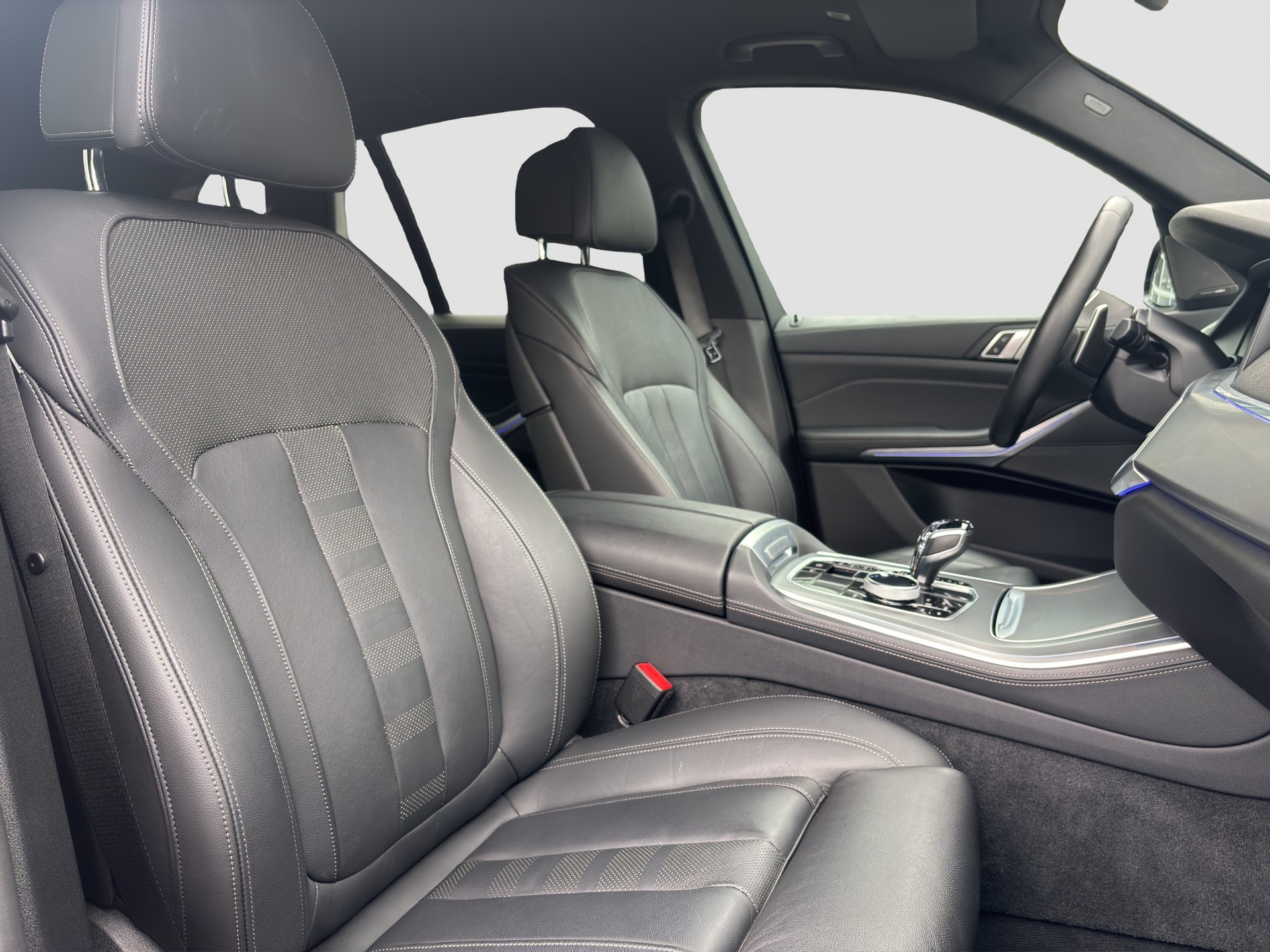 BMW X5 xDrive M50d Steptronic-image-17