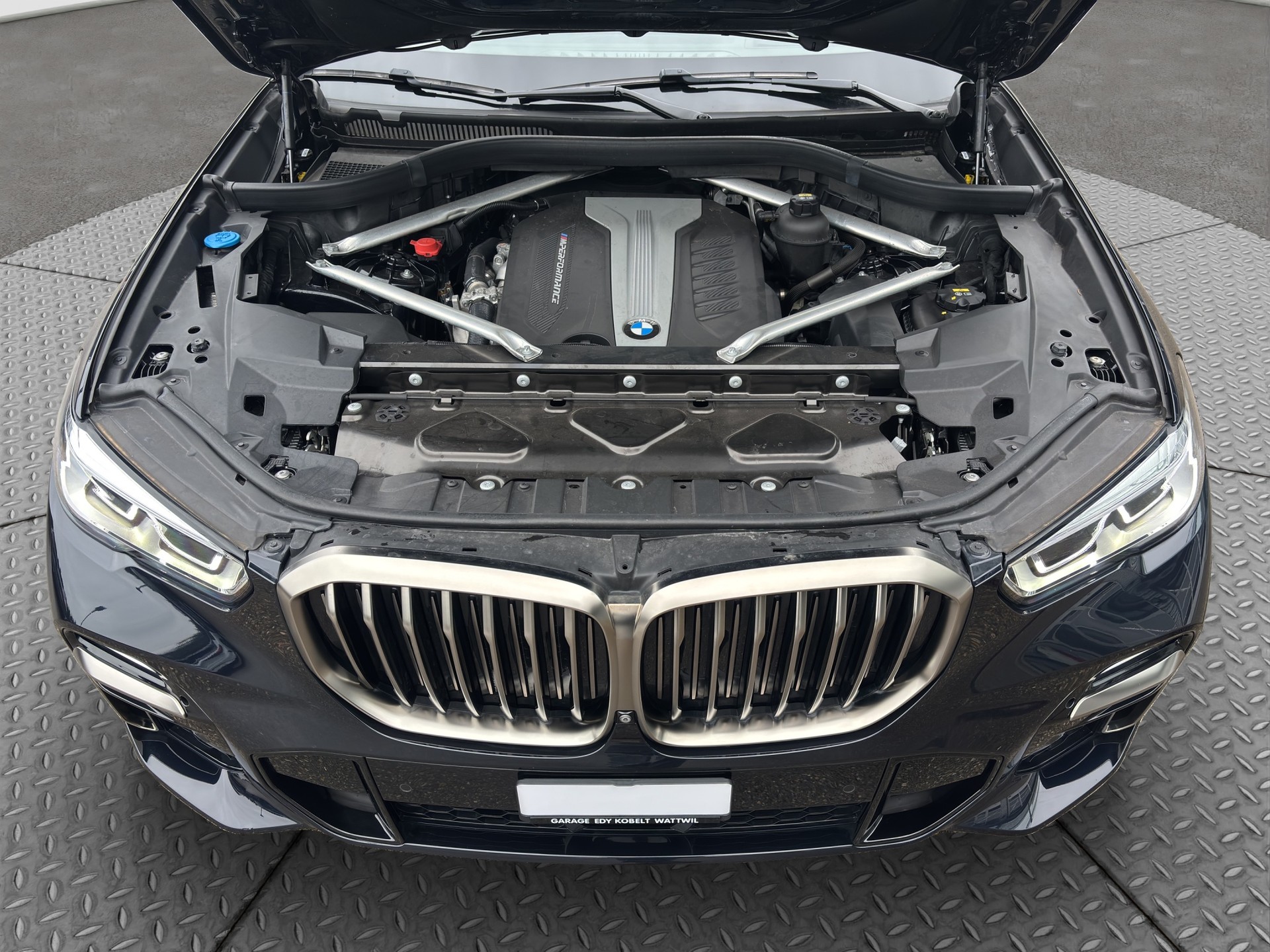 BMW X5 xDrive M50d Steptronic-image-26