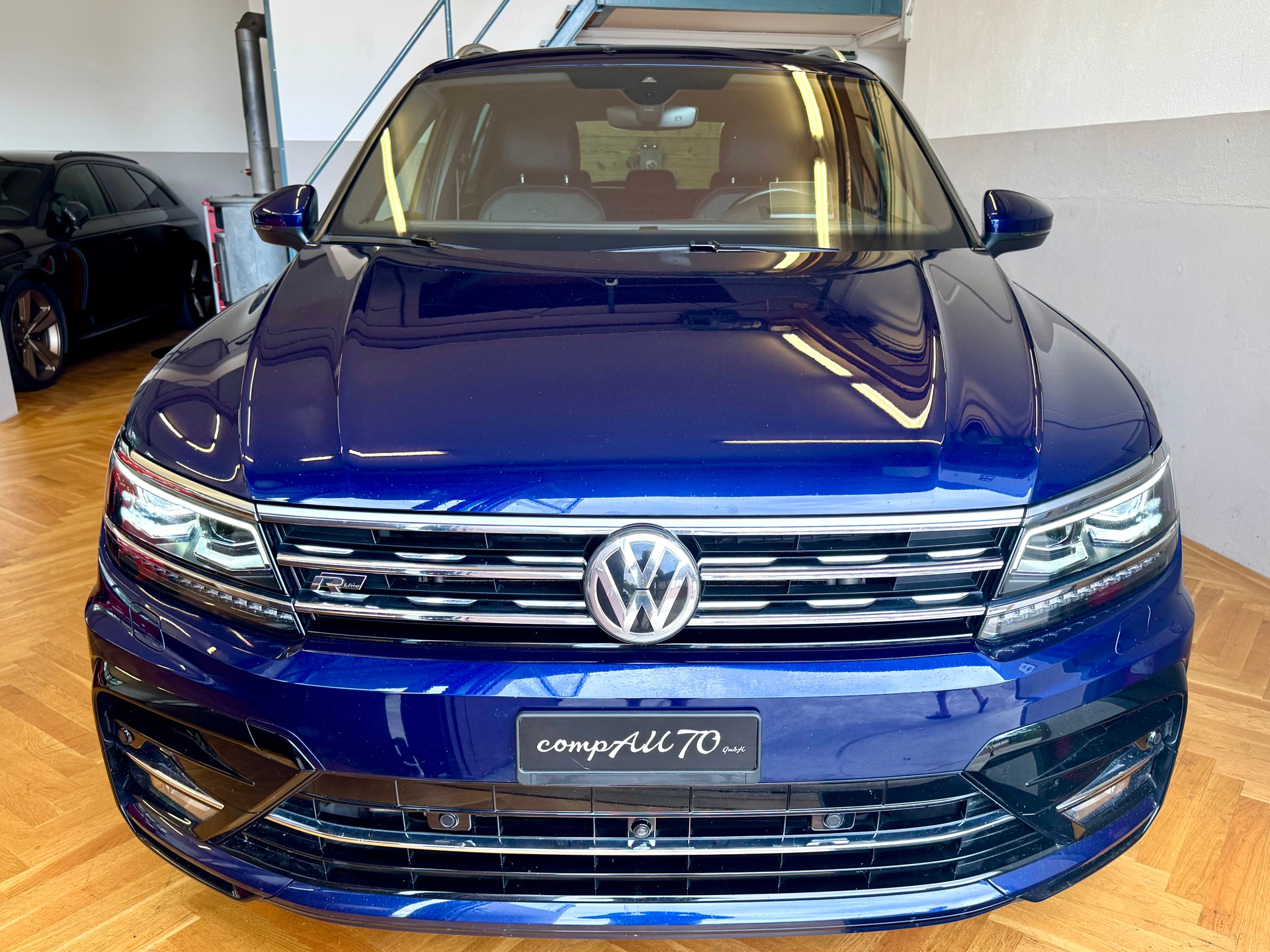 VW Tiguan 2.0 TDI SCR R-Line 4Motion DSG-image-11
